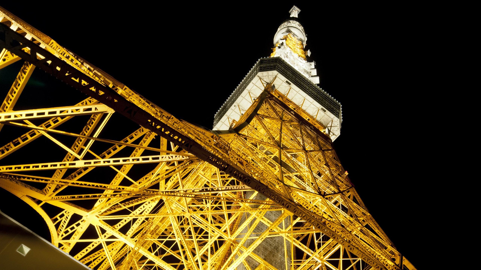 Tokyo Tower At Night Wallpapers