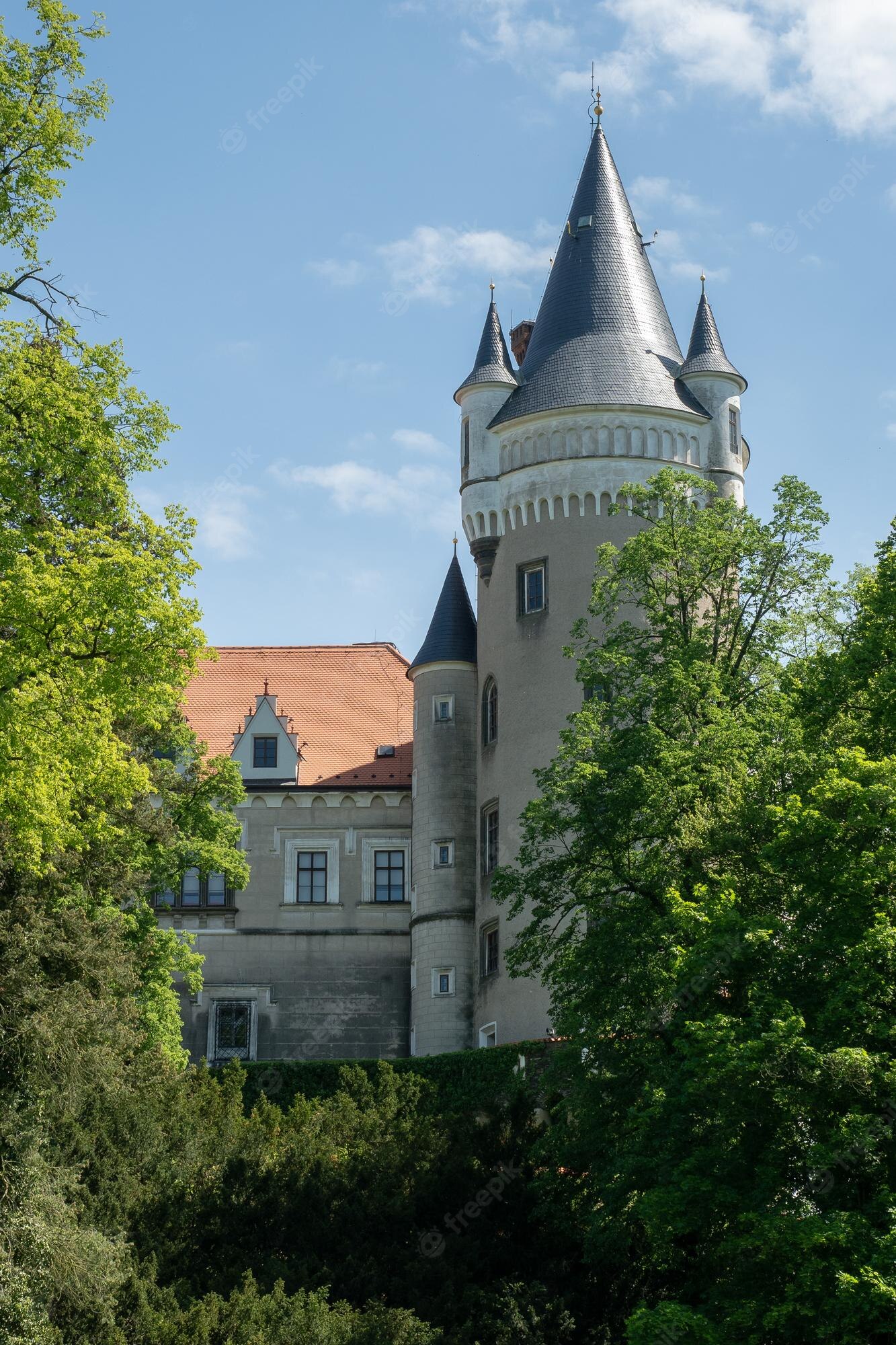 Zleby Castle Wallpapers