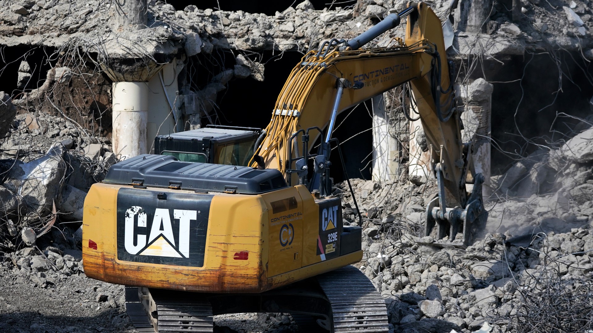 Cat Excavator Wallpapers