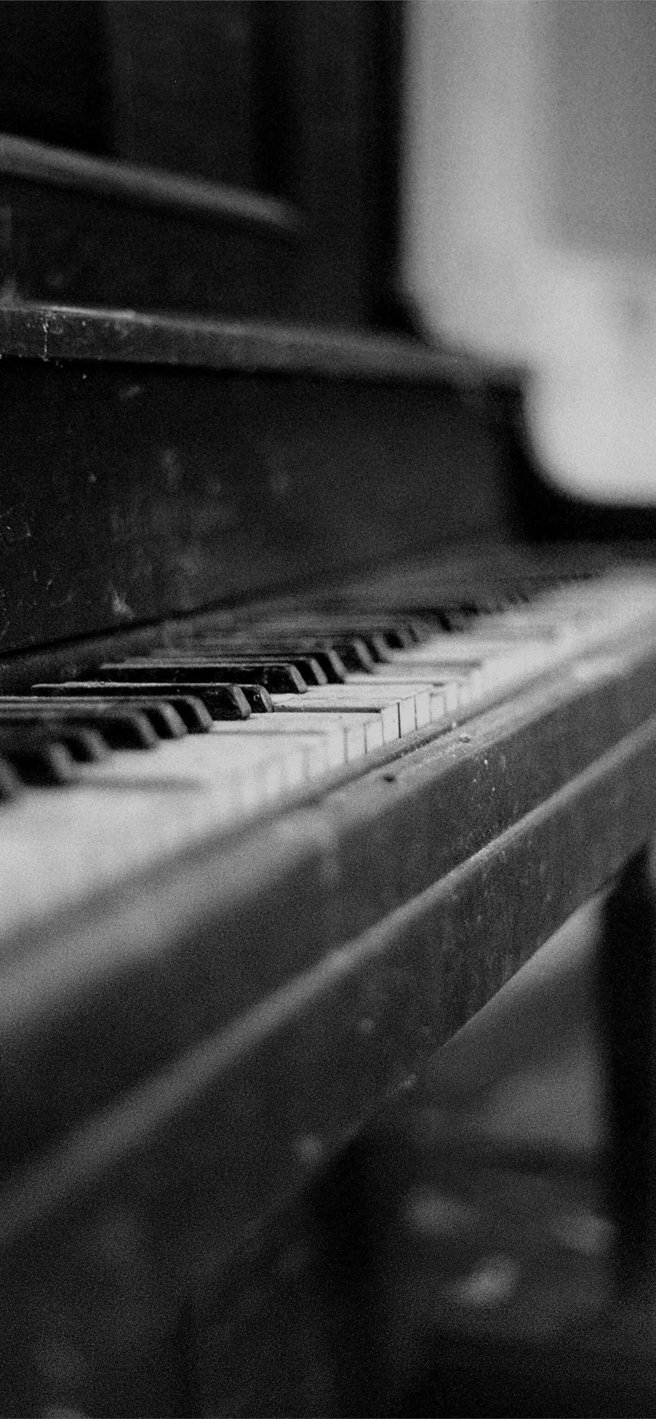 Dark Piano Wallpapers