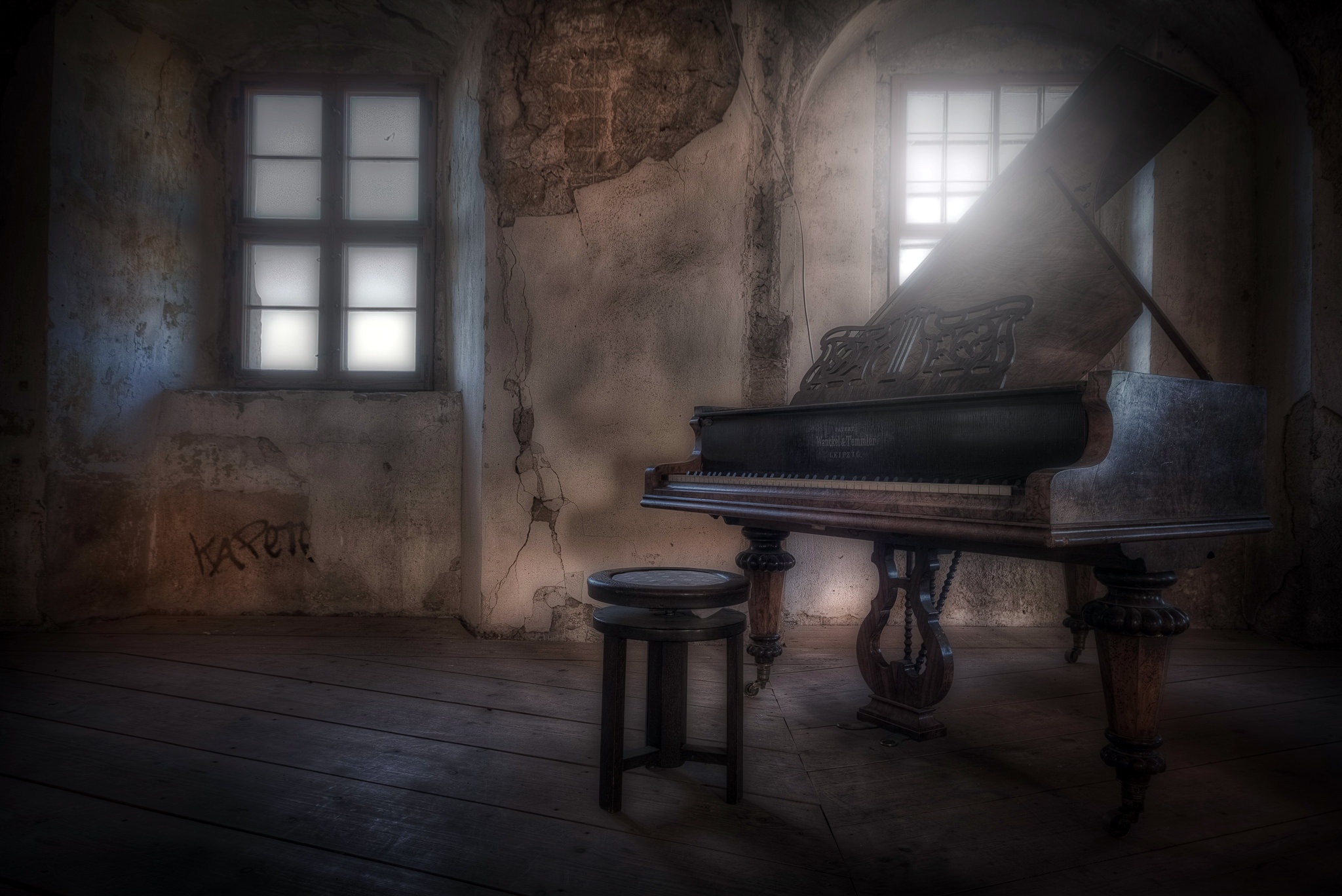 Dark Piano Wallpapers