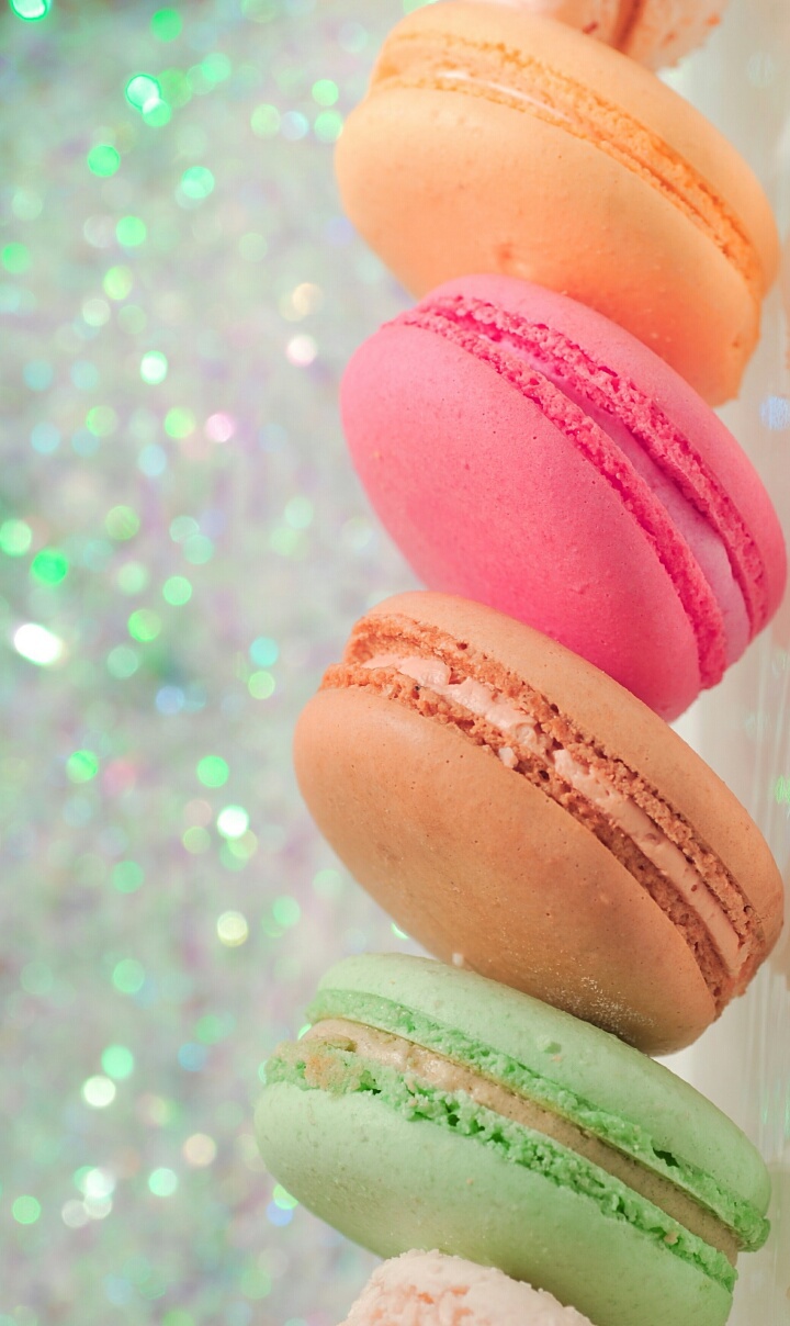 Pastel Macarons Wallpapers