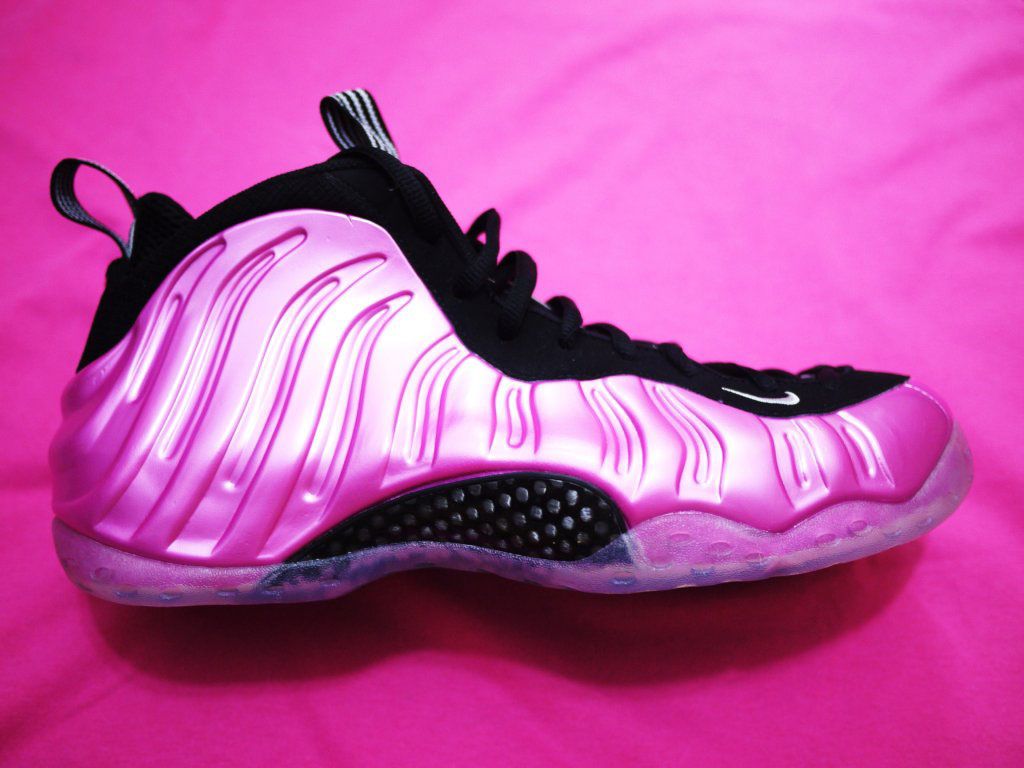 Pink Jordans Shoes Wallpapers