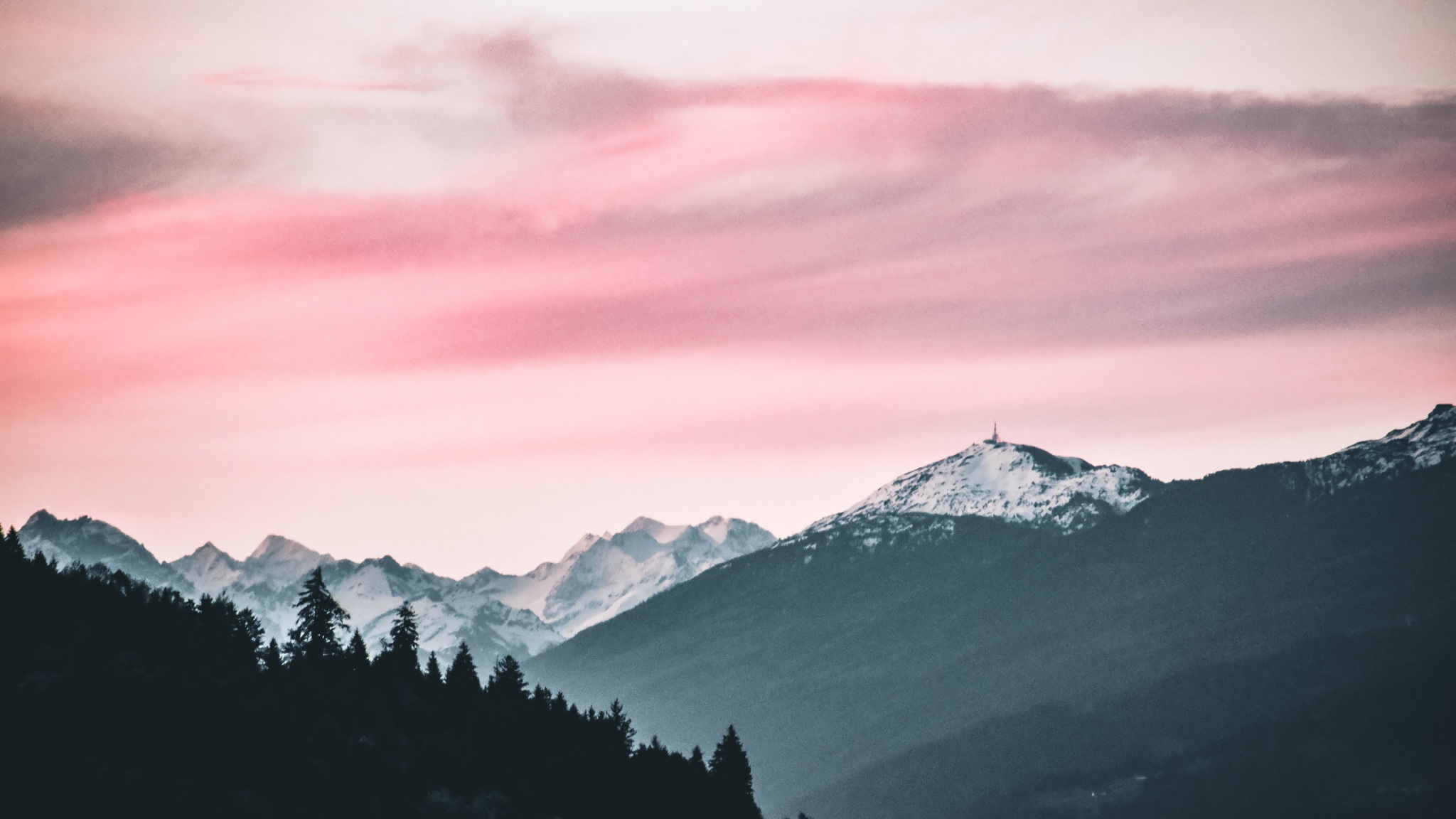 Pink Mountains Wallpapers