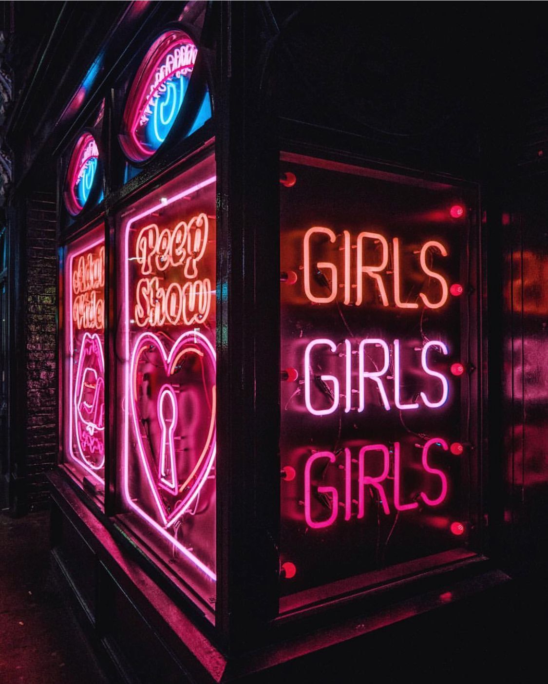 Pink Neon Aesthetic Wallpapers