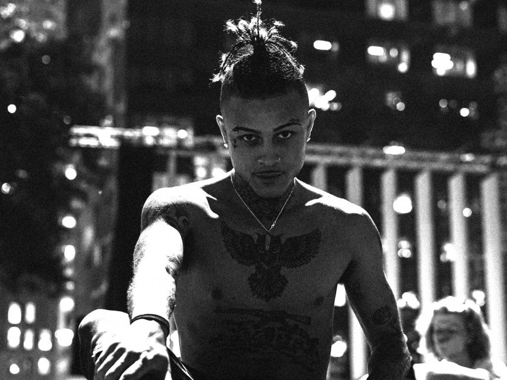 Red Roes Lil Skies Wallpapers