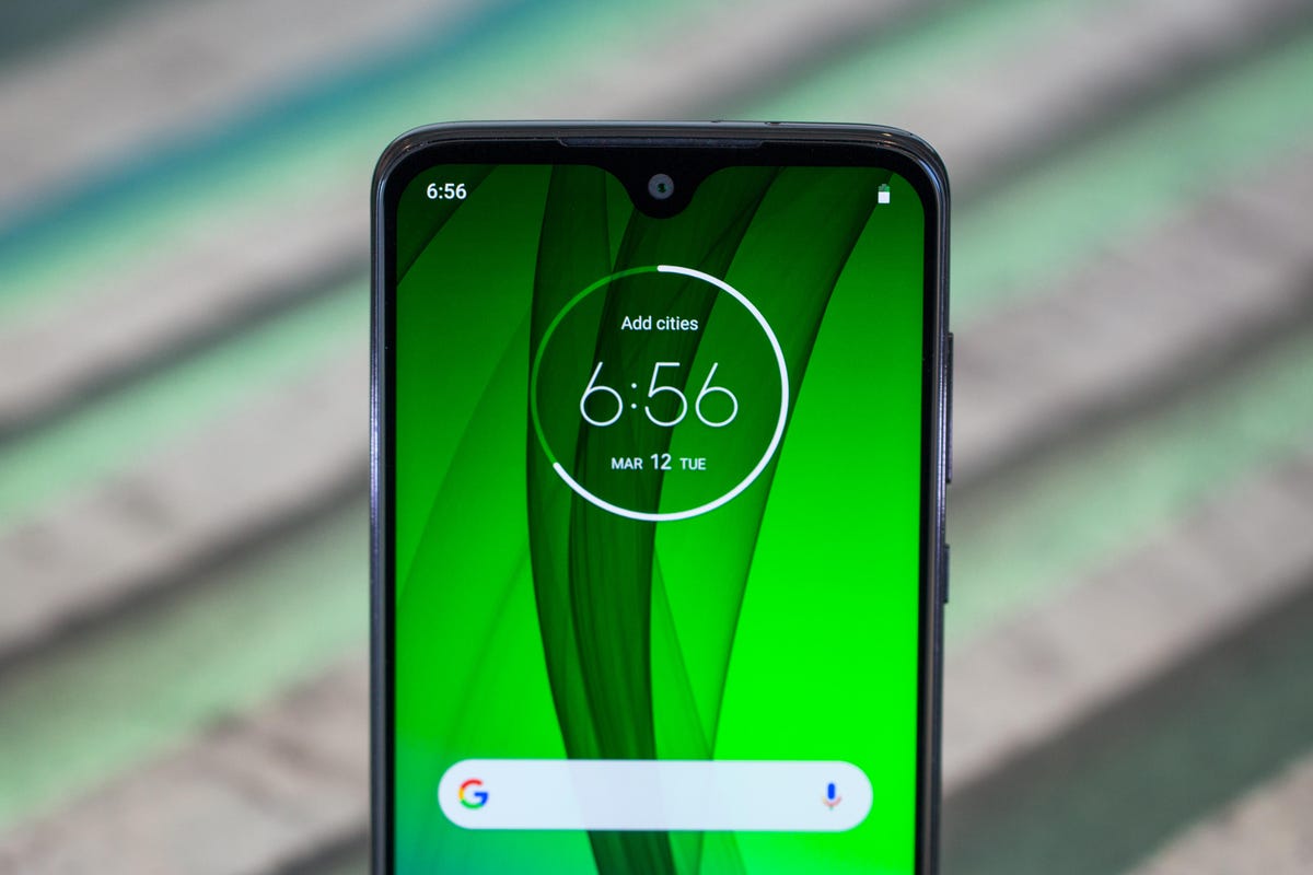 Half Green Light Moto G7 Stock Wallpapers