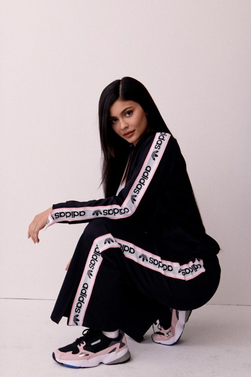Aesthetic Kylie Jenner Wallpapers