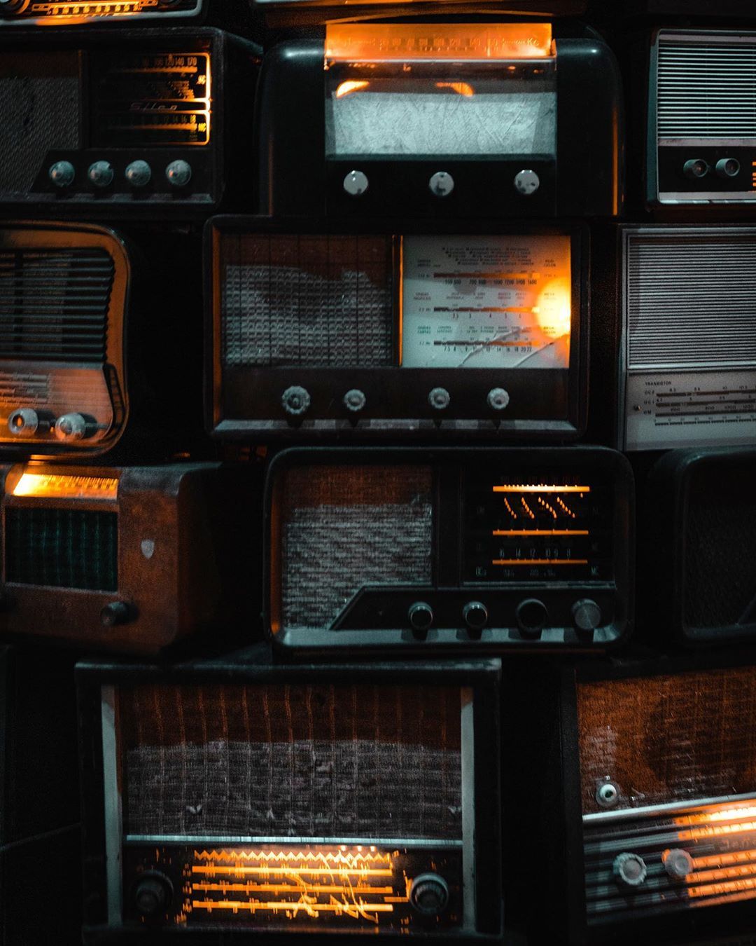 Aesthetic Vintage Radio Wallpapers