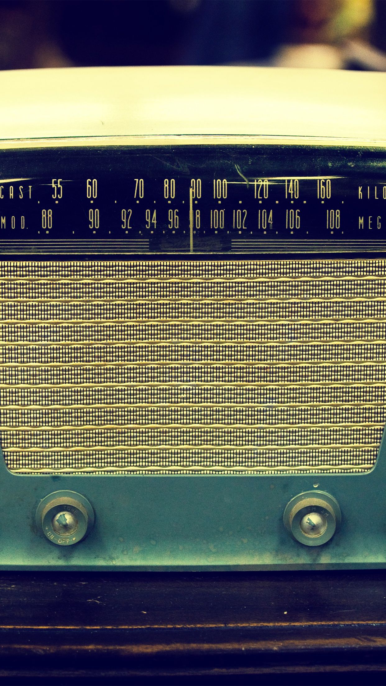 Aesthetic Vintage Radio Wallpapers