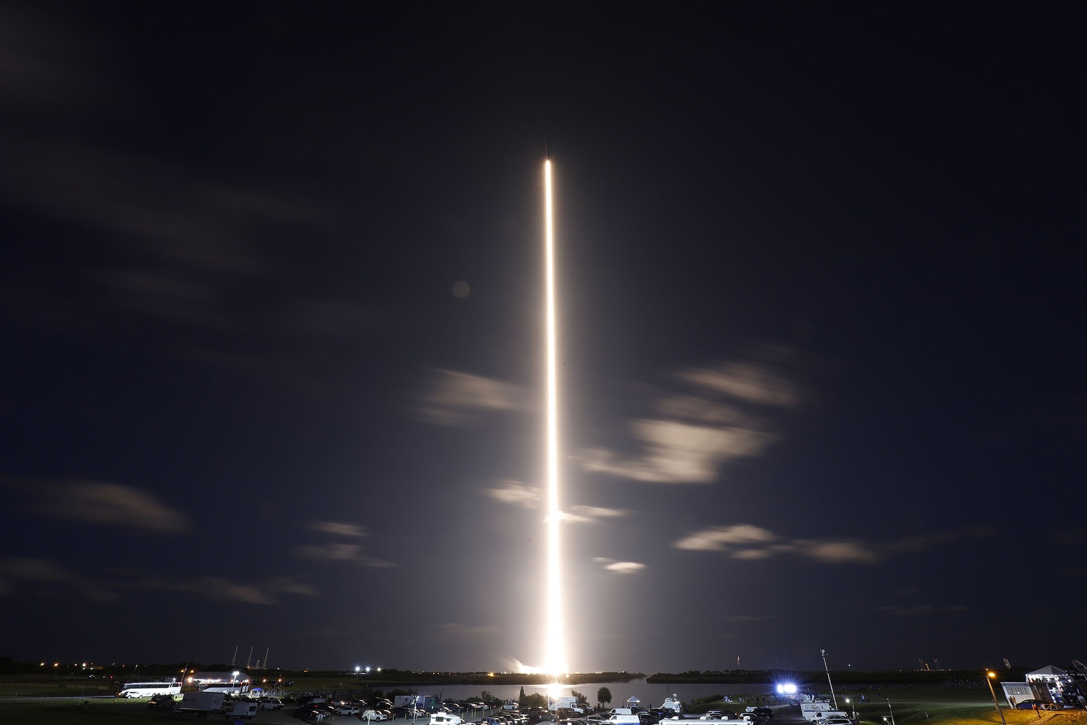 Long Exposure Of Rocket Launch Wallpapers