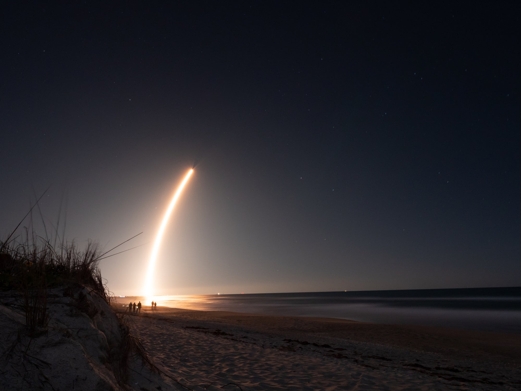 Long Exposure Of Rocket Launch Wallpapers