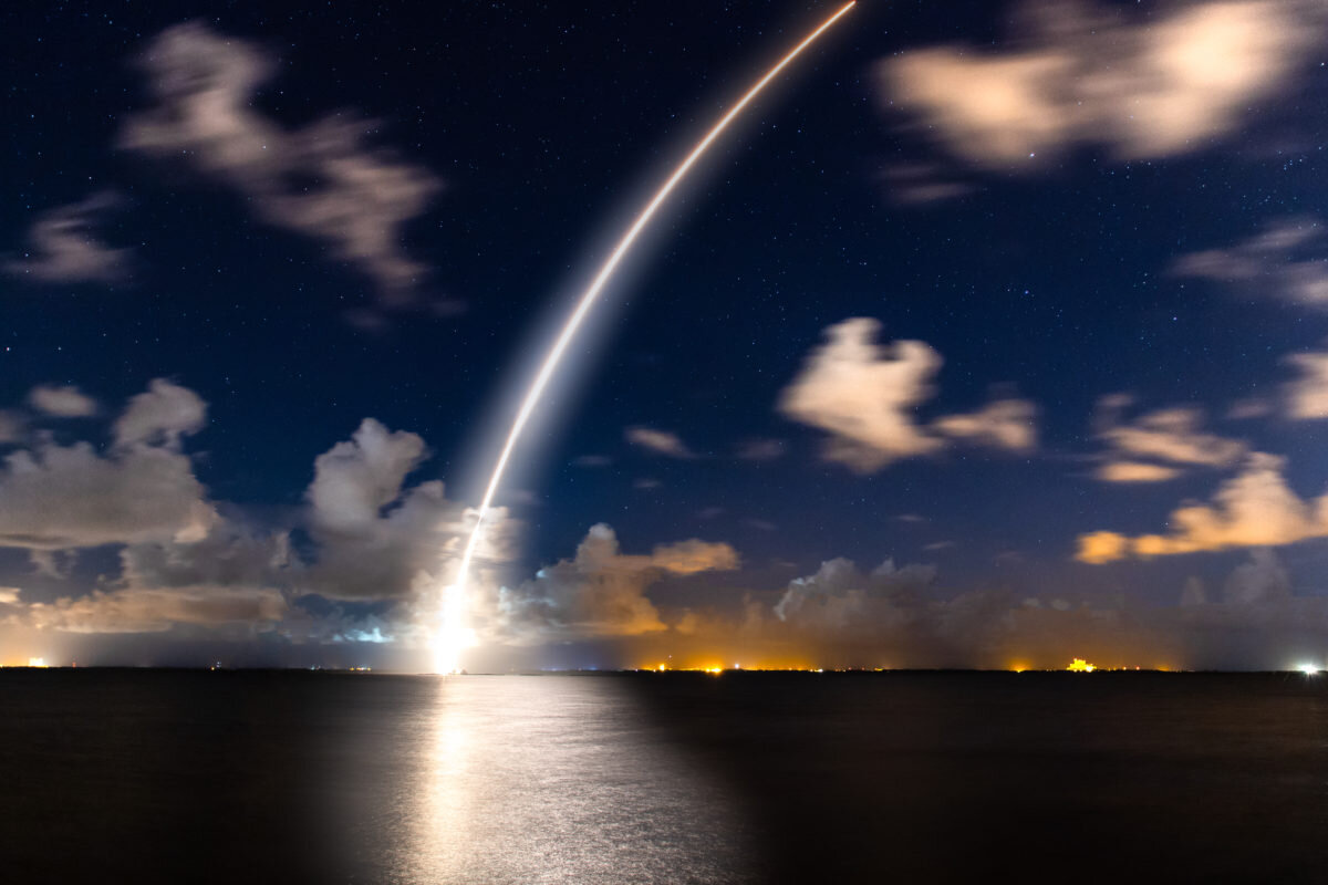 Long Exposure Of Rocket Launch Wallpapers