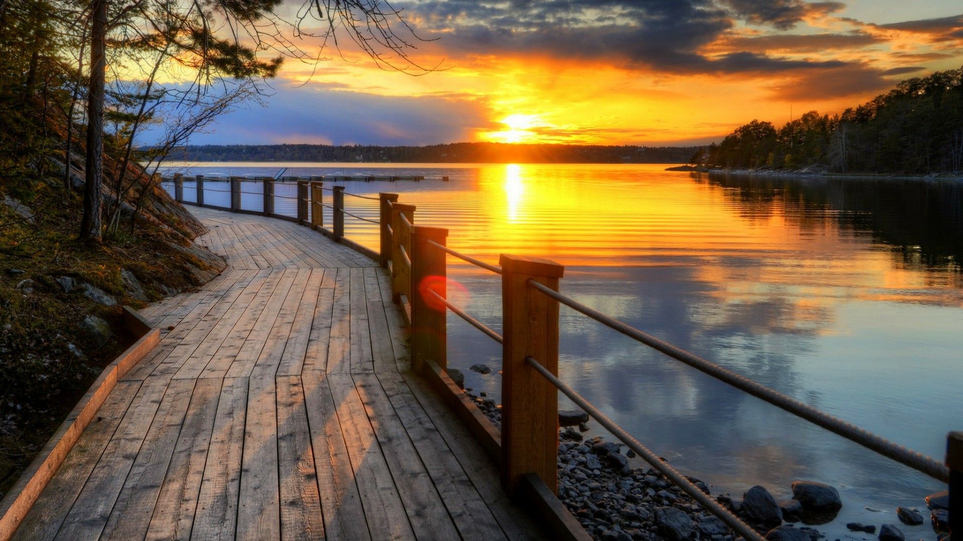 Artistic Sunset At Lake Wallpapers