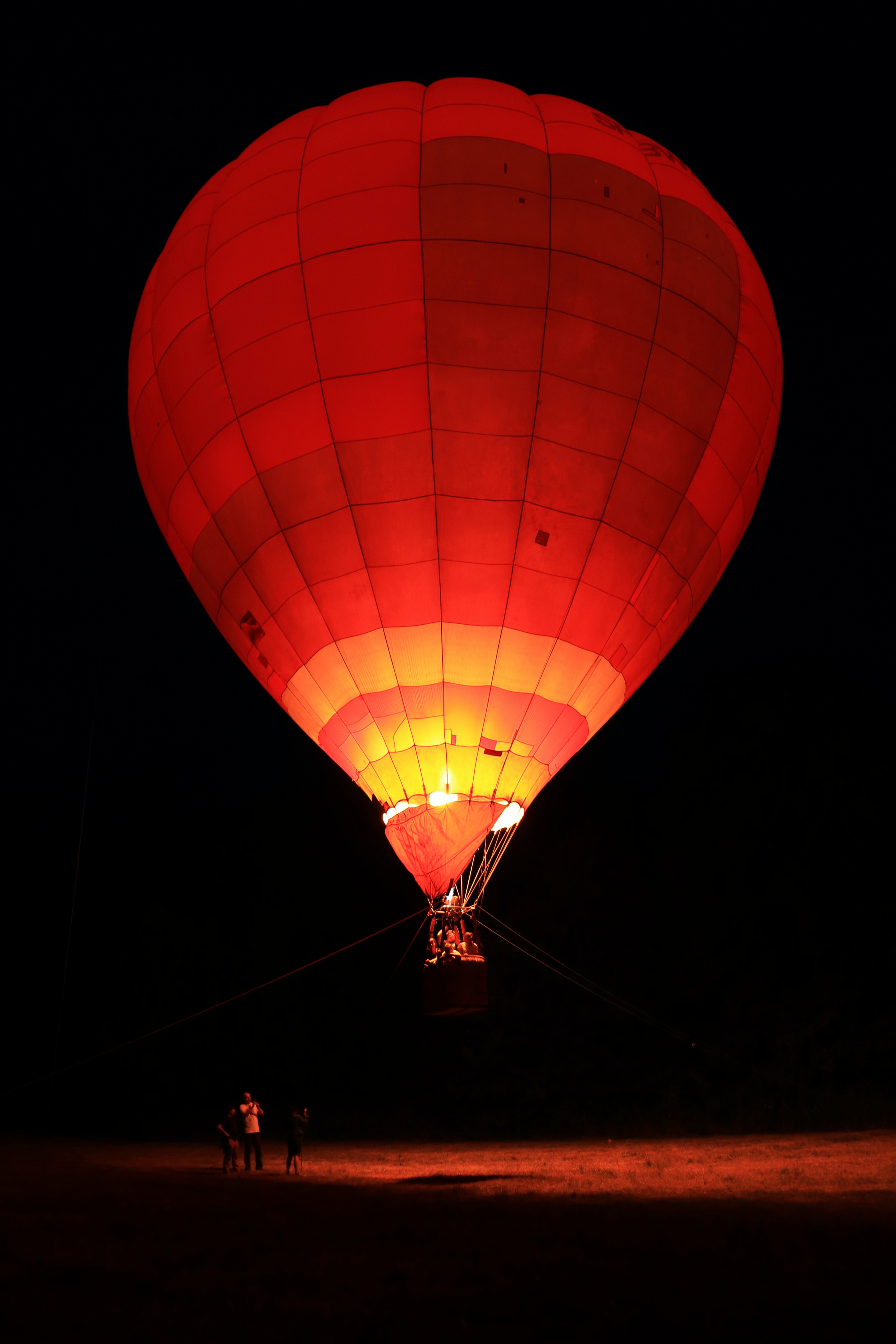 Dark Night In Air Balloon Wallpapers