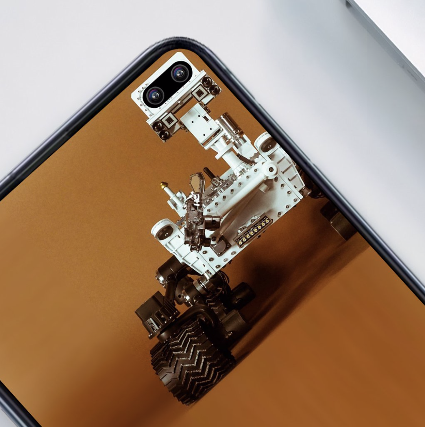 Samsung Galaxy S10 Cutout Robot Wallpapers