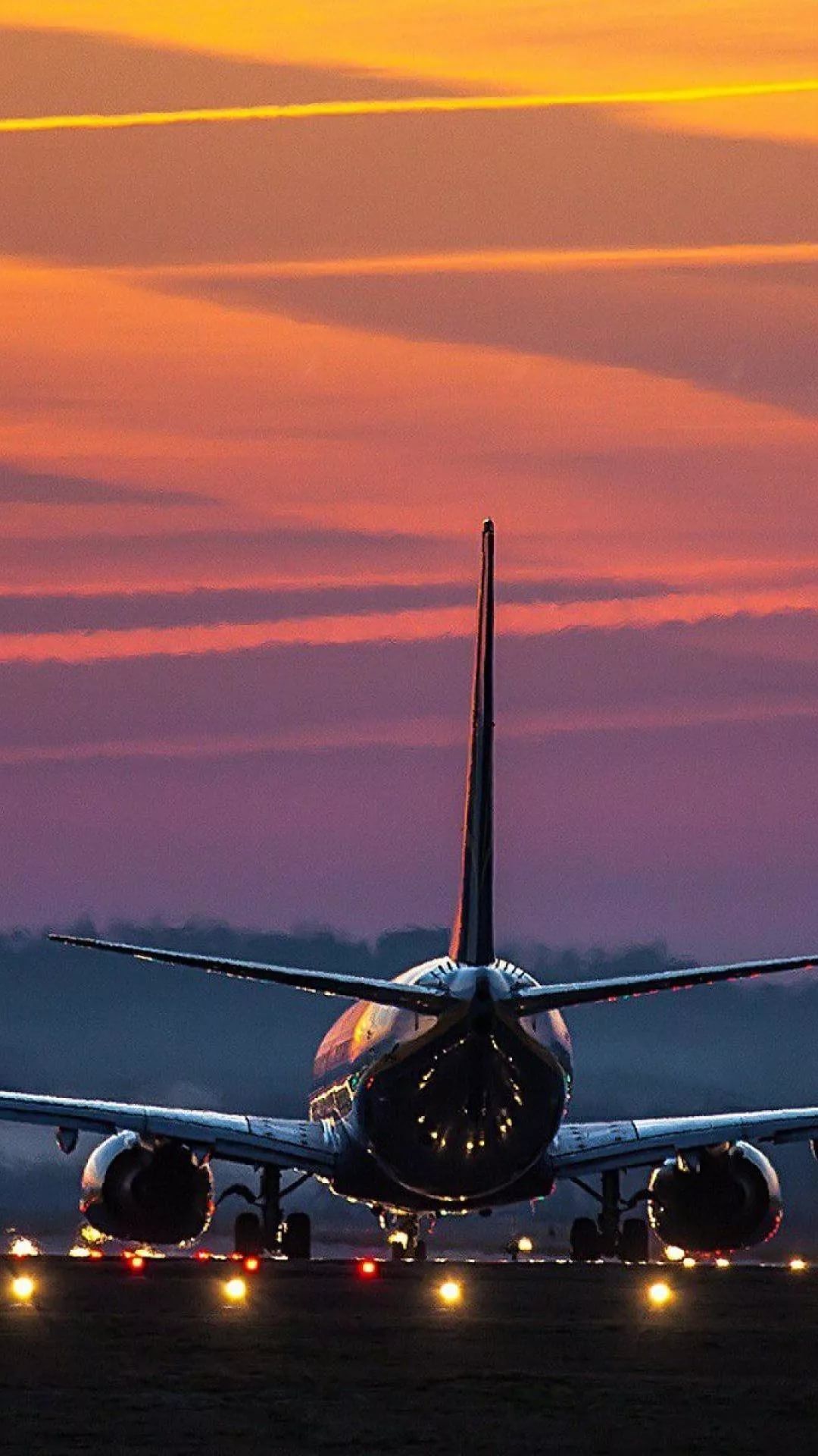 Minimal Eclipse Airplane Wallpapers