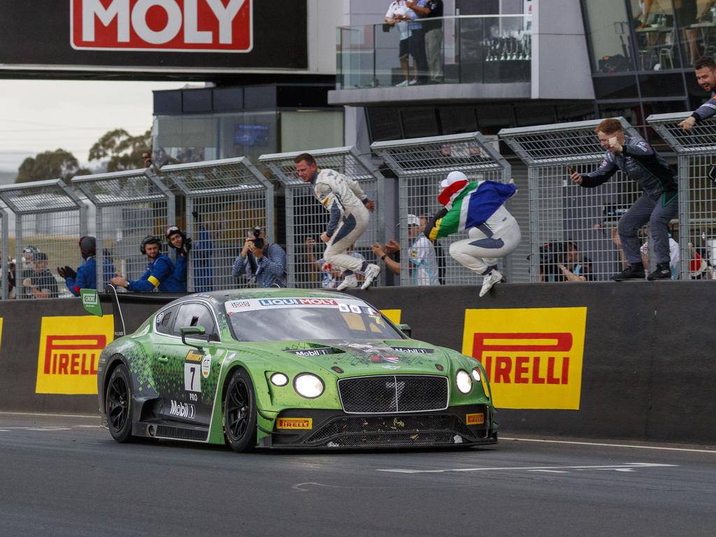 Bathurst 12 Hour Endurance Wallpapers