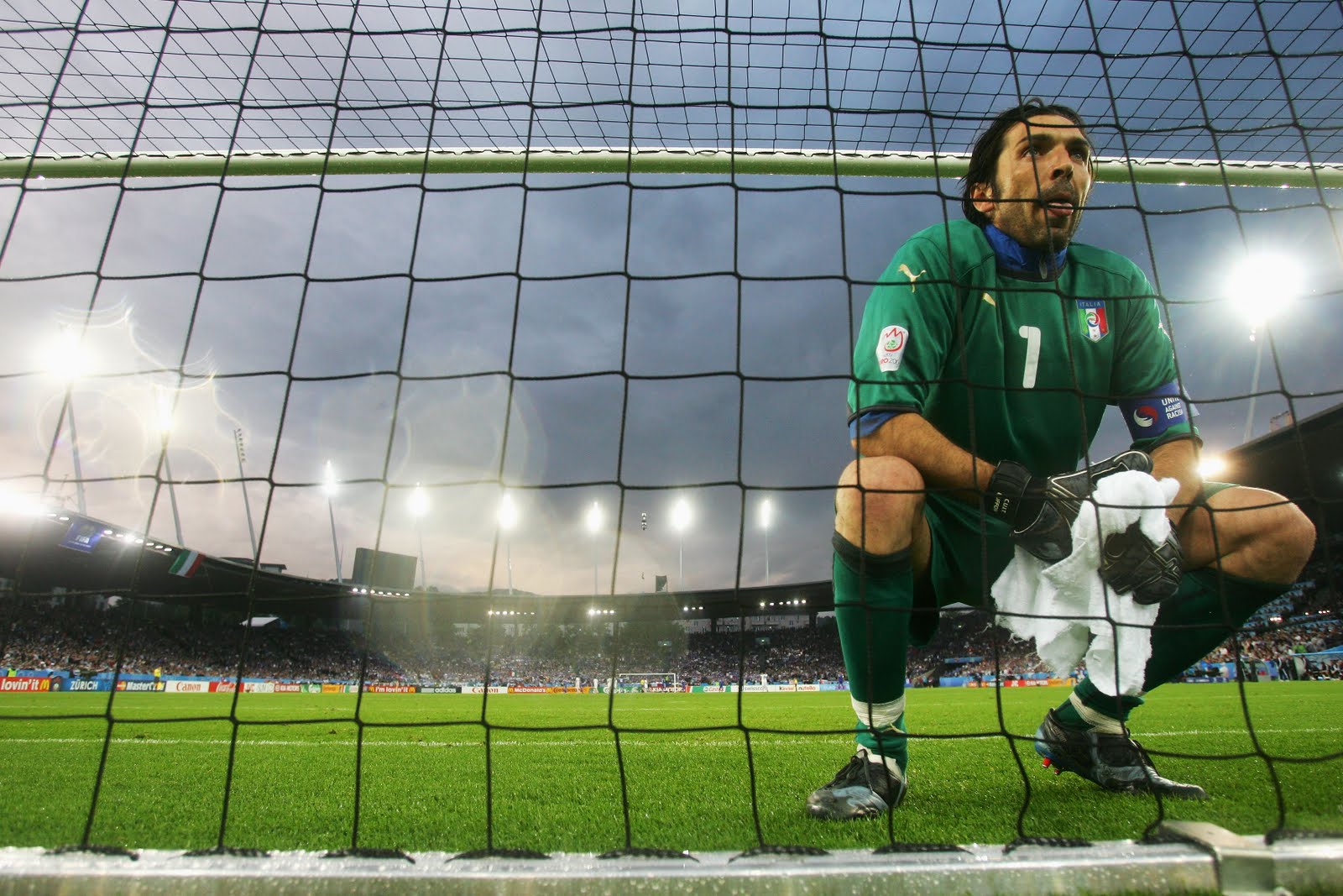 Gianluigi Buffon Italy Goalkeeper Wallpapers