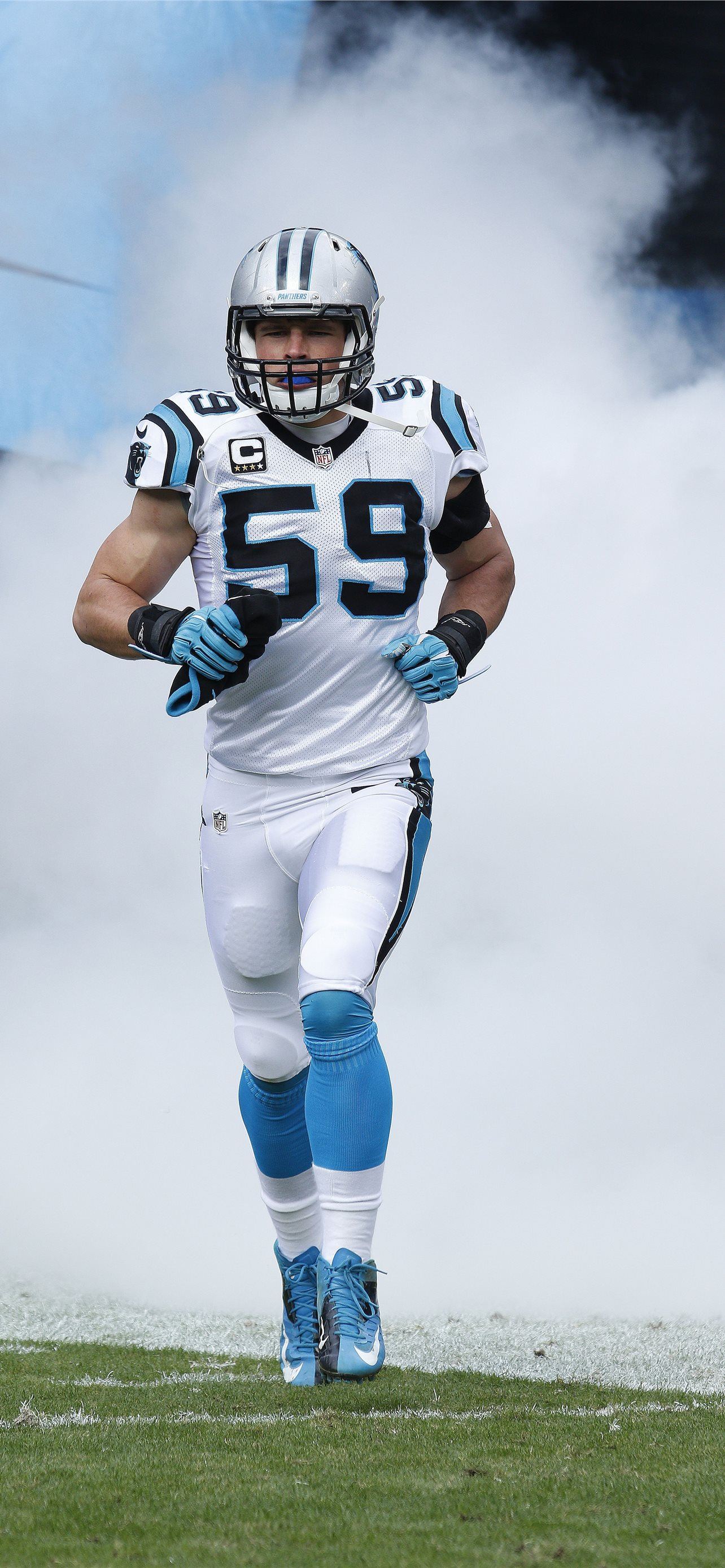 Luke Kuechly Wallpapers