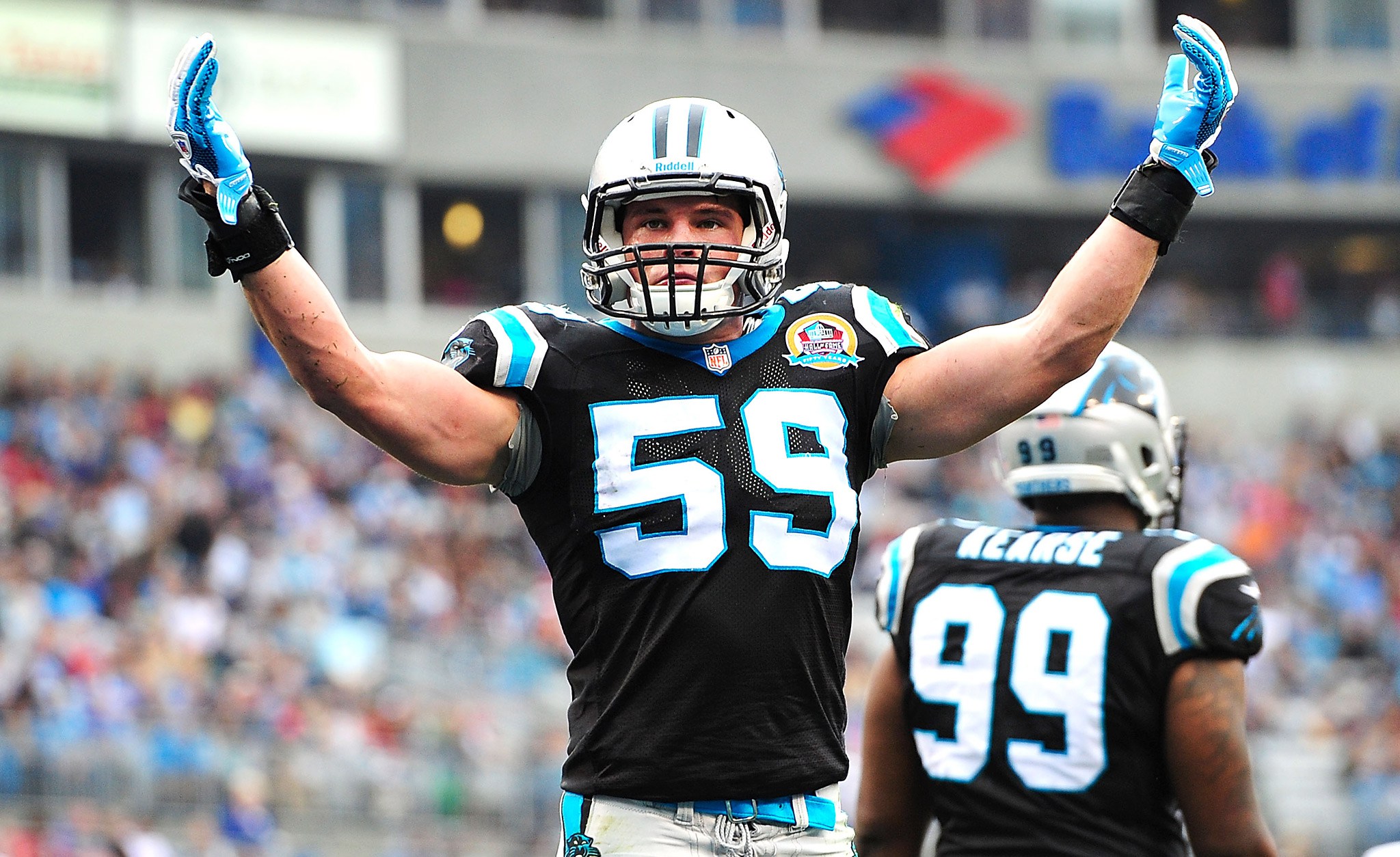 Luke Kuechly Wallpapers