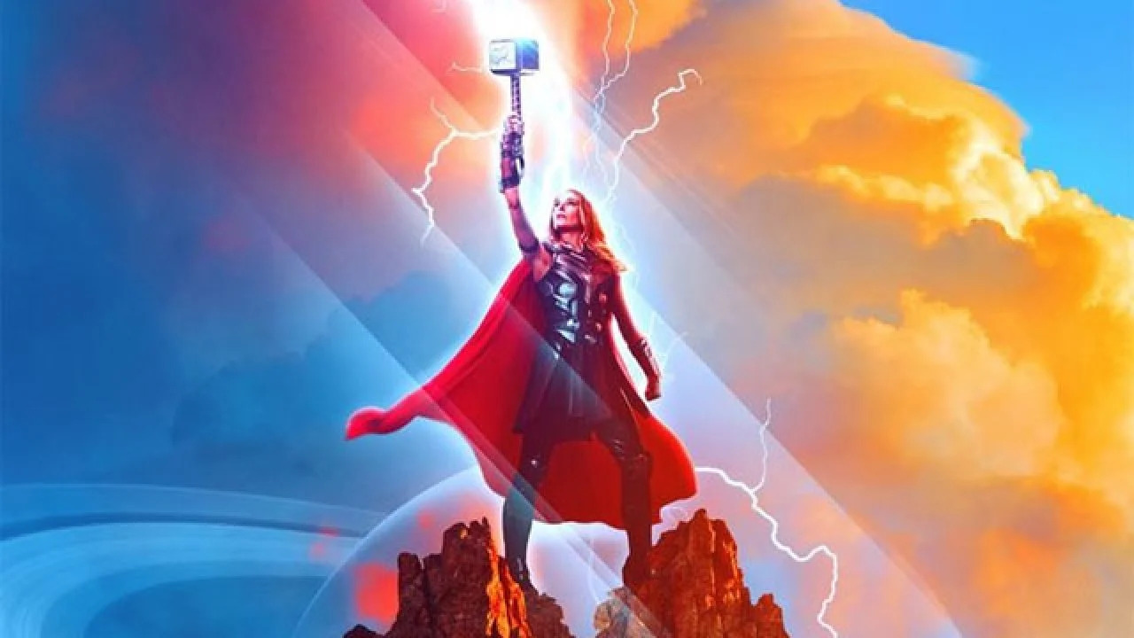 Jane Foster Lifting Mjolnir Art Wallpapers