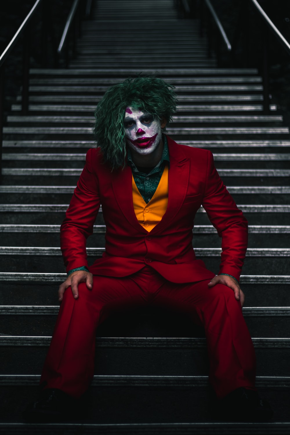 Joker Dance On Stairs Wallpapers