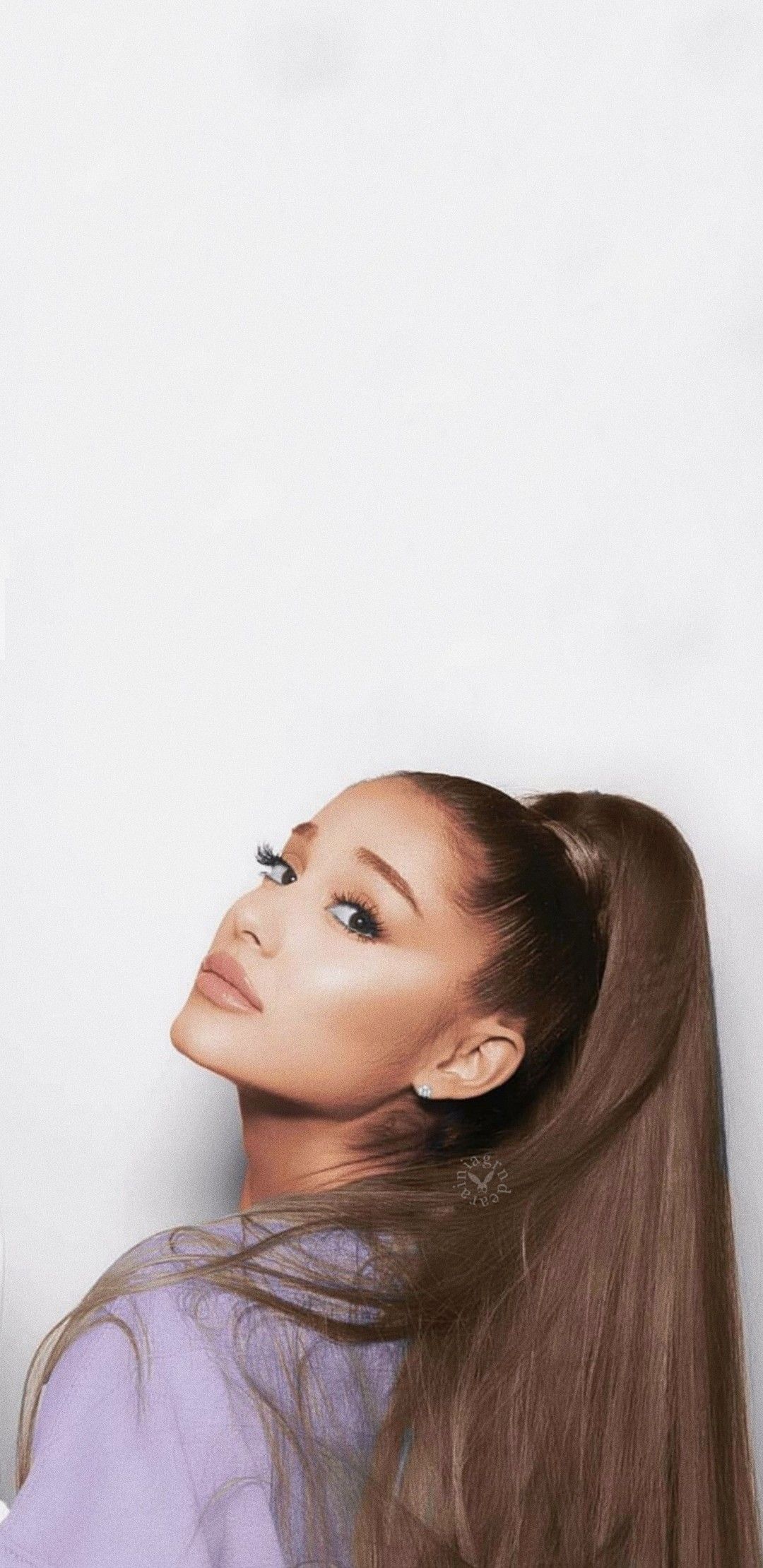 Ariana Grande Wallpapers