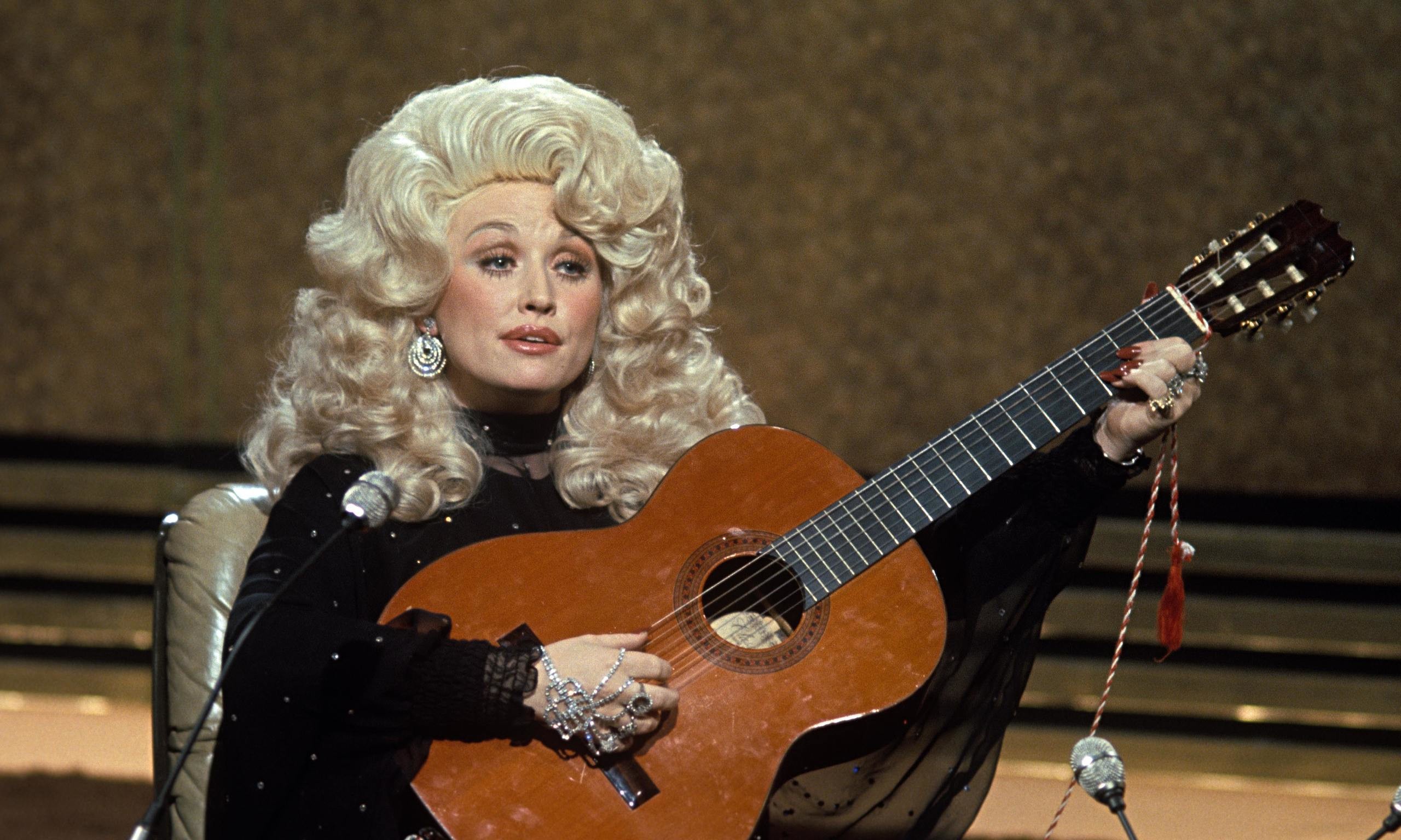 Dolly Parton Wallpapers