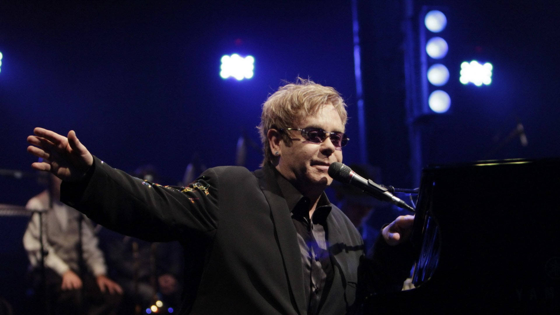 Elton John Wallpapers