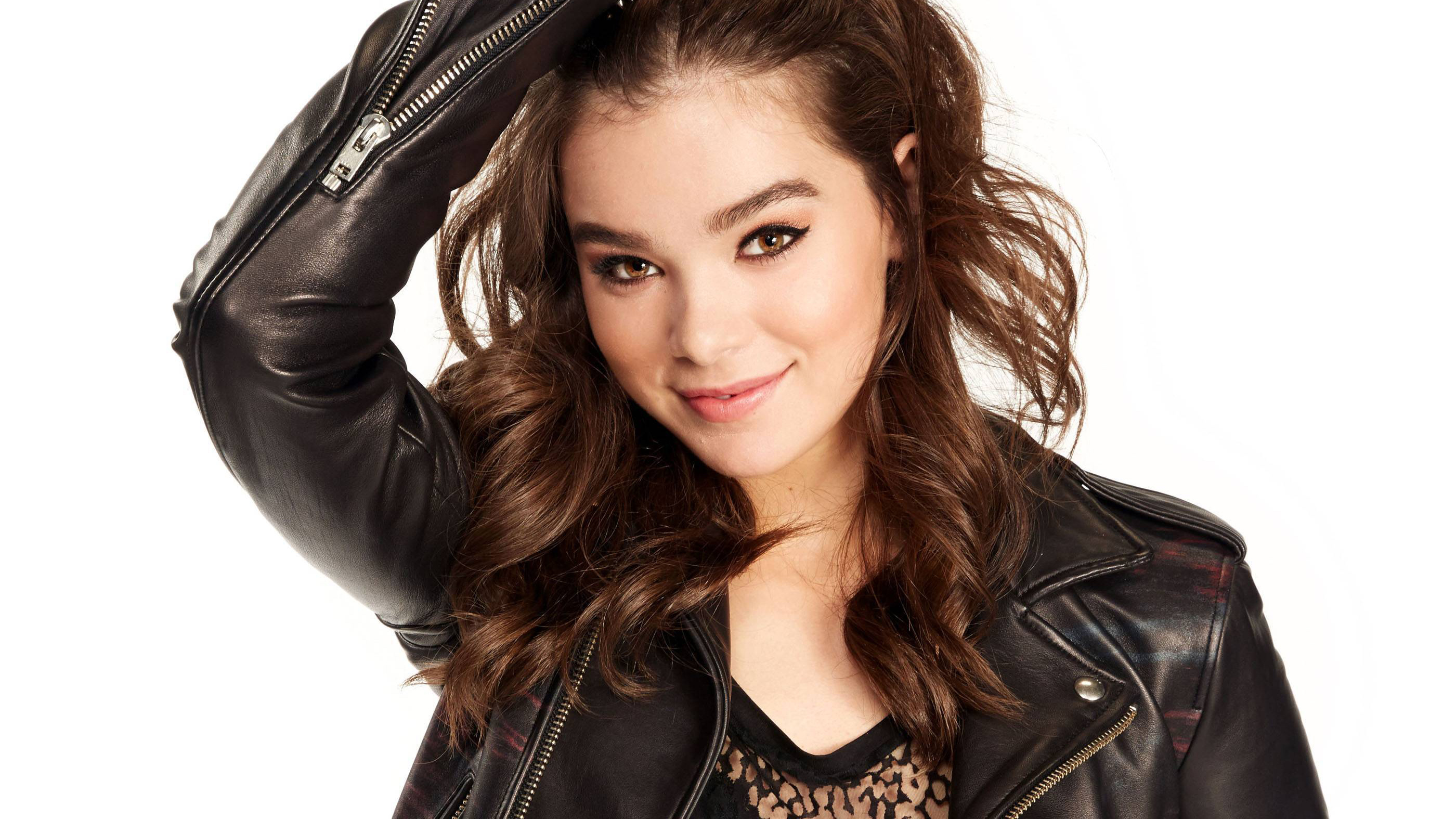 Hailee Steinfeld Wallpapers