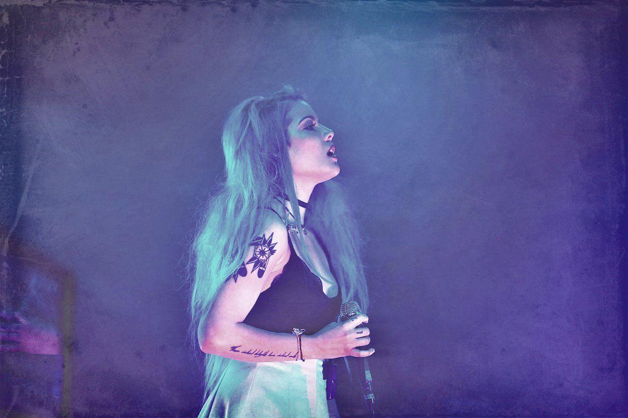 Halsey Wallpapers