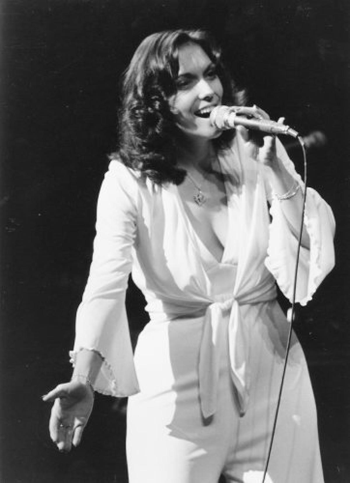 Karen Carpenter Wallpapers