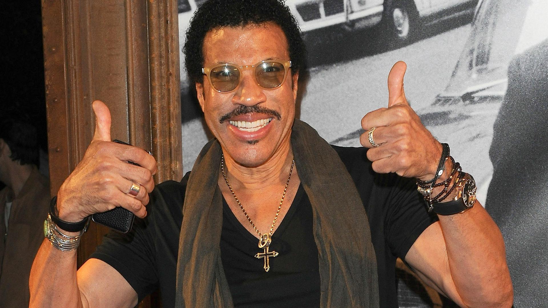 Lionel Richie Wallpapers