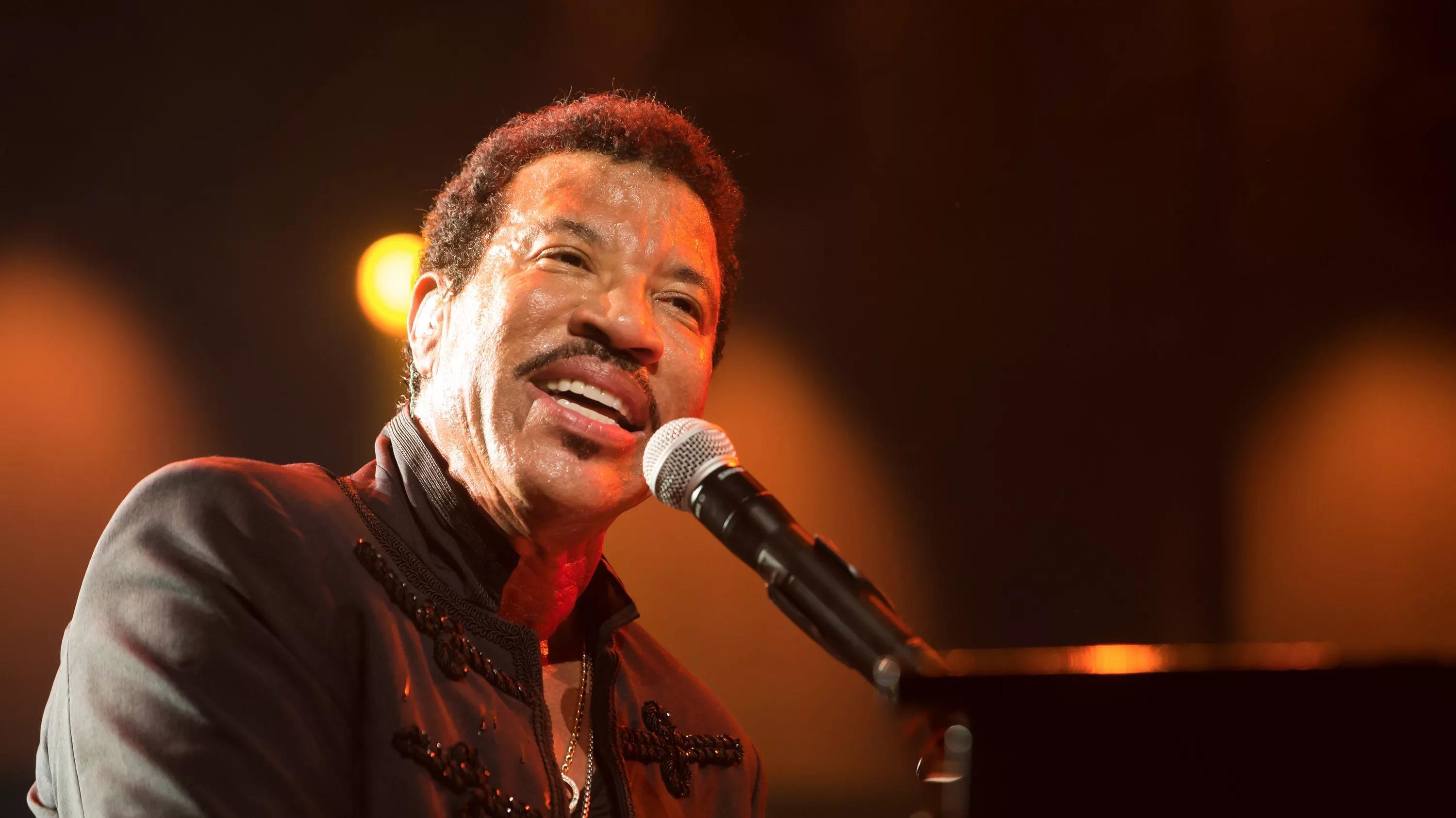 Lionel Richie Wallpapers