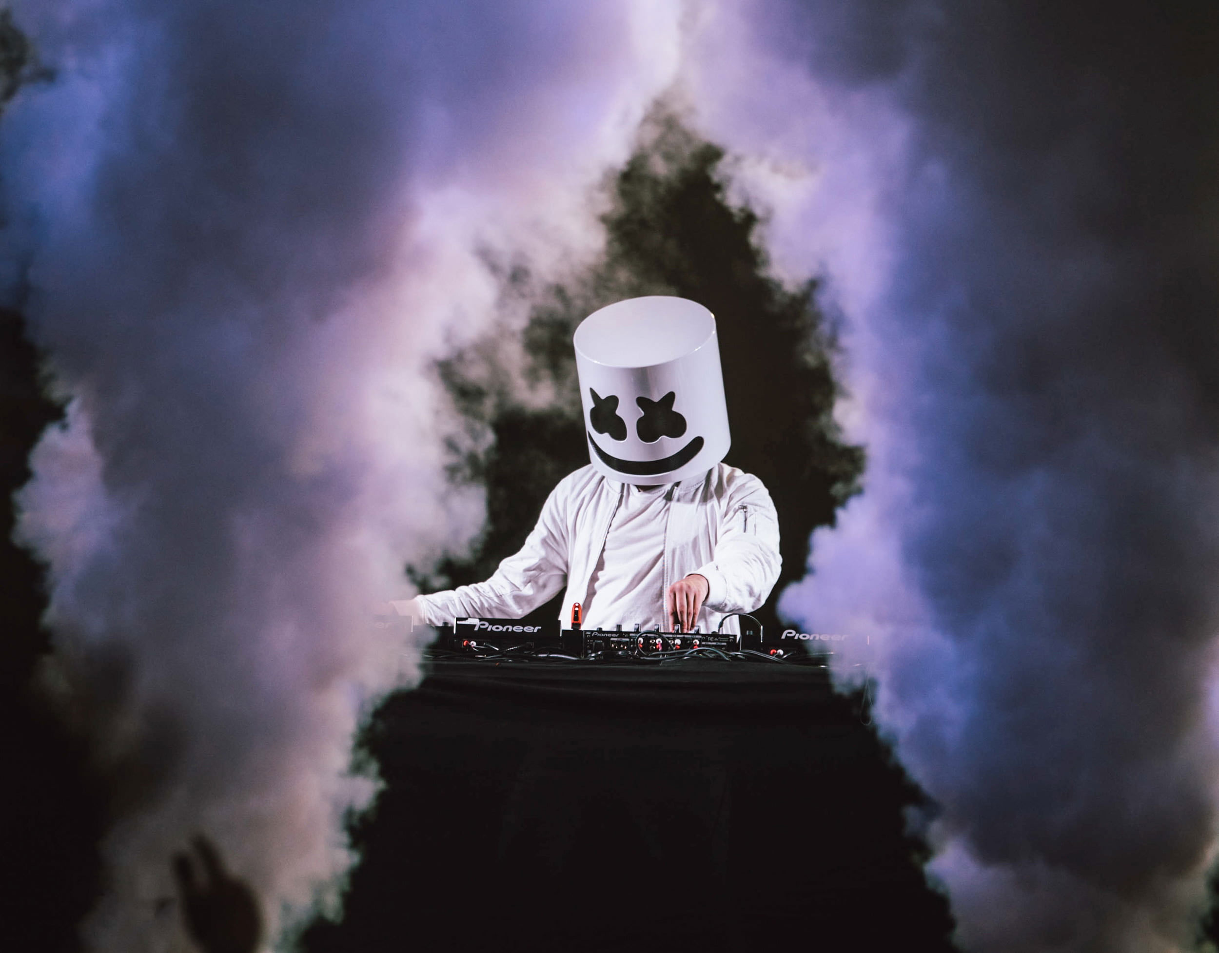 Dj Marshmello Hd Neon Wallpapers