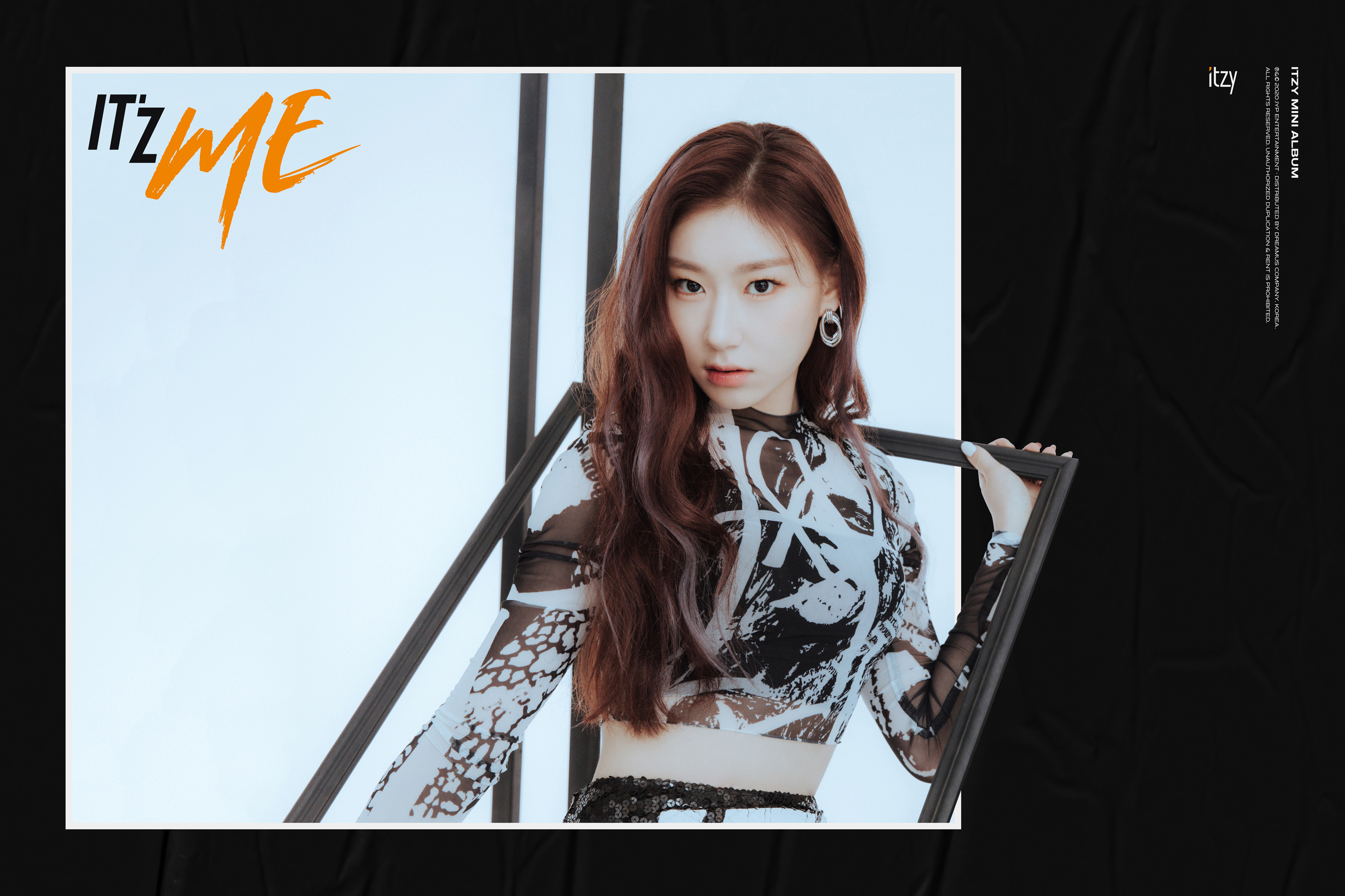 Itzy Chaeryeong Wallpapers