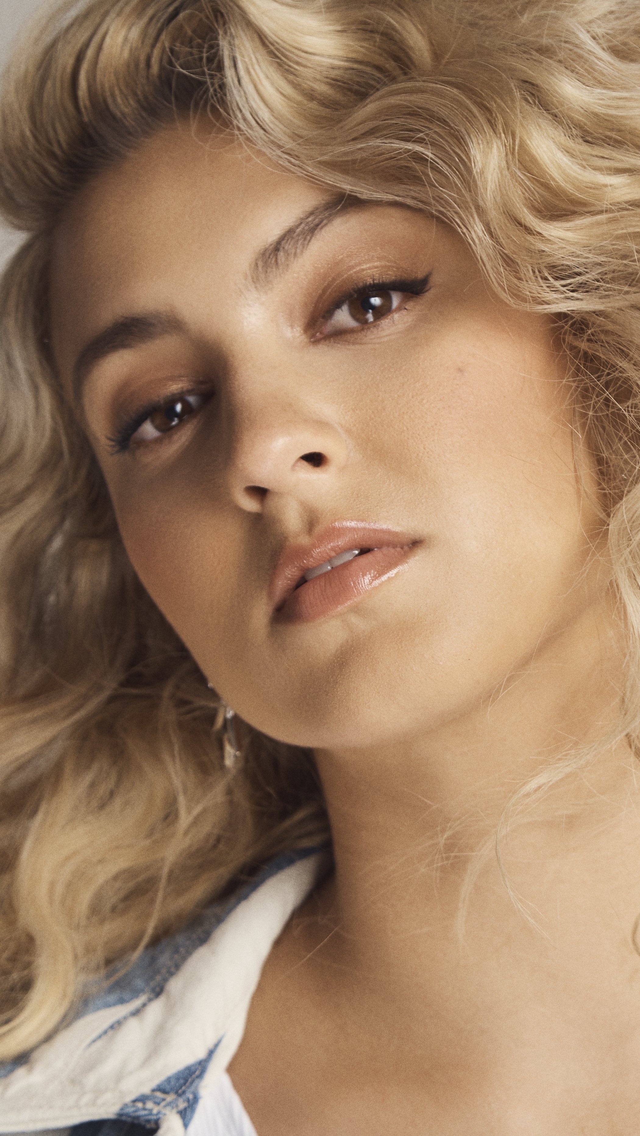 Tori Kelly 2020 Wallpapers