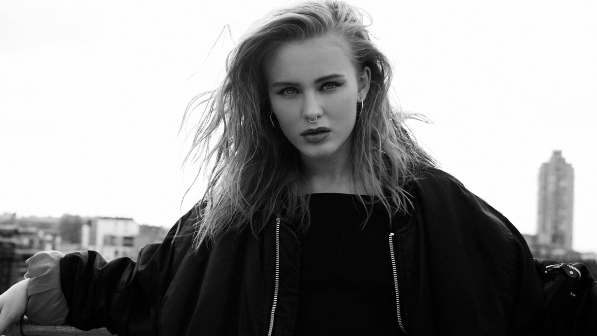 Zara Larsson Wallpapers