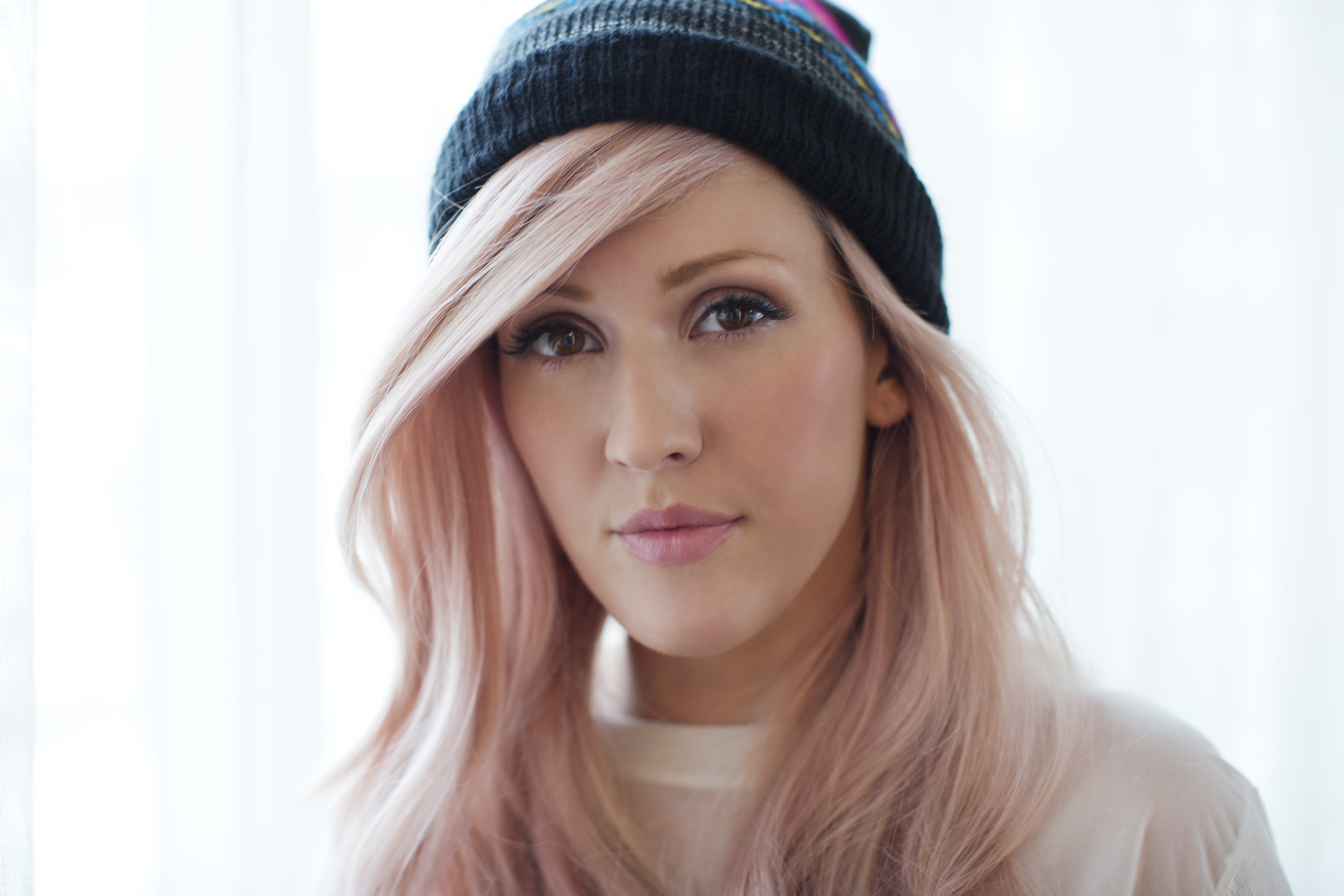 Beautiful Ellie Goulding Photo Shoot Wallpapers