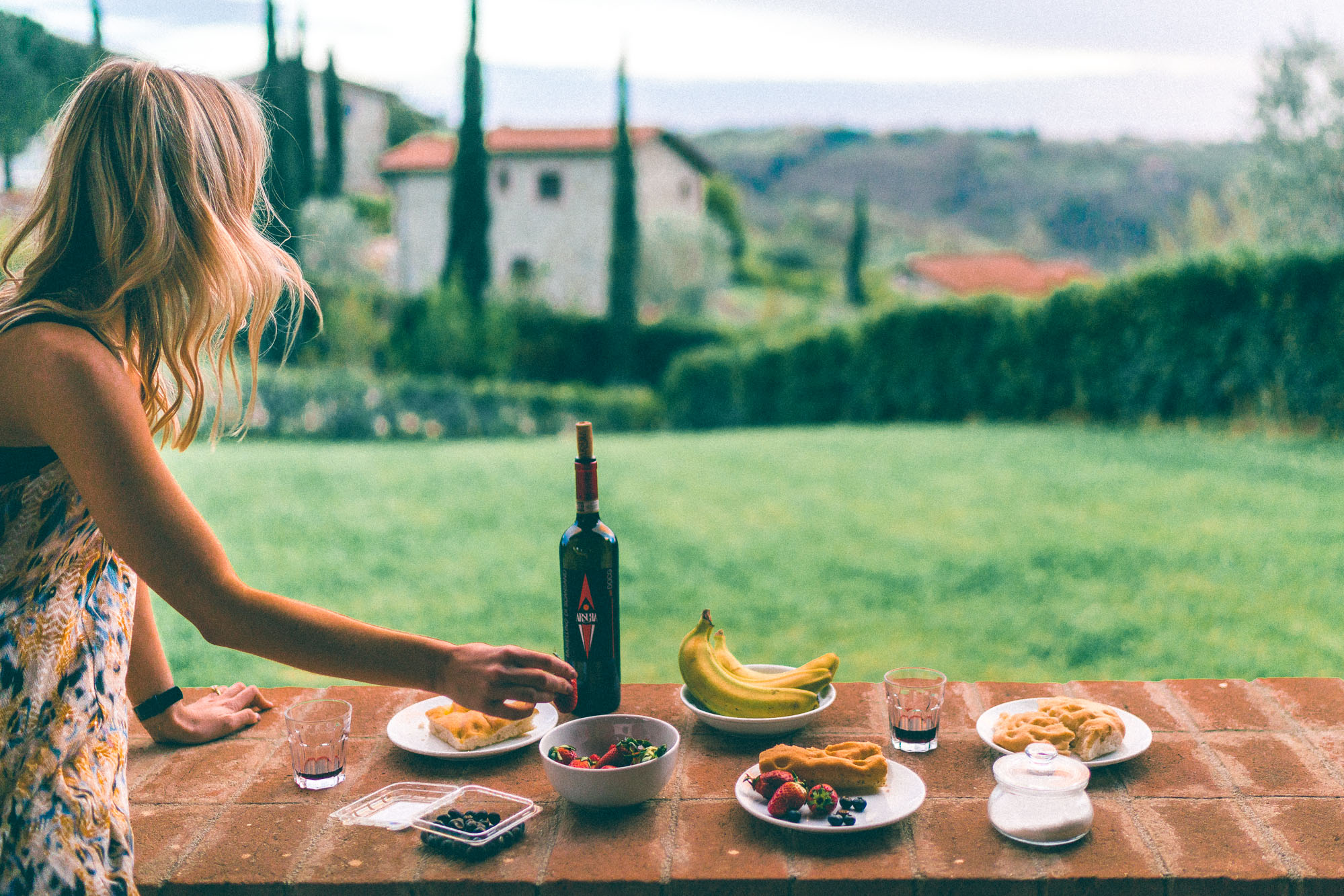 Dining In Tuscany Wallpapers