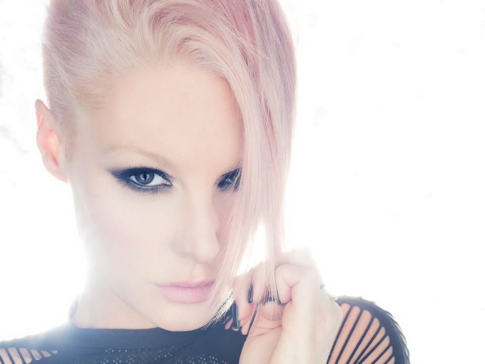 Emma Hewitt Wallpapers