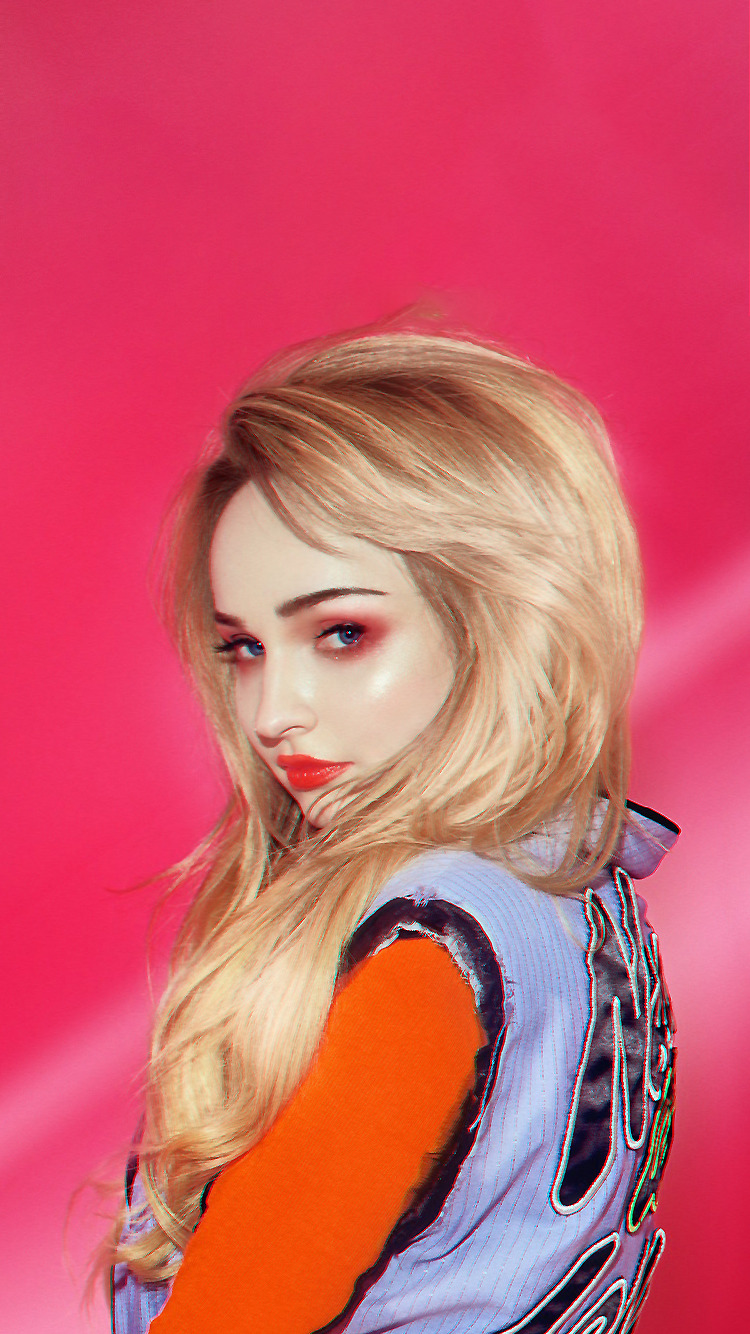 Kim Petras Wallpapers