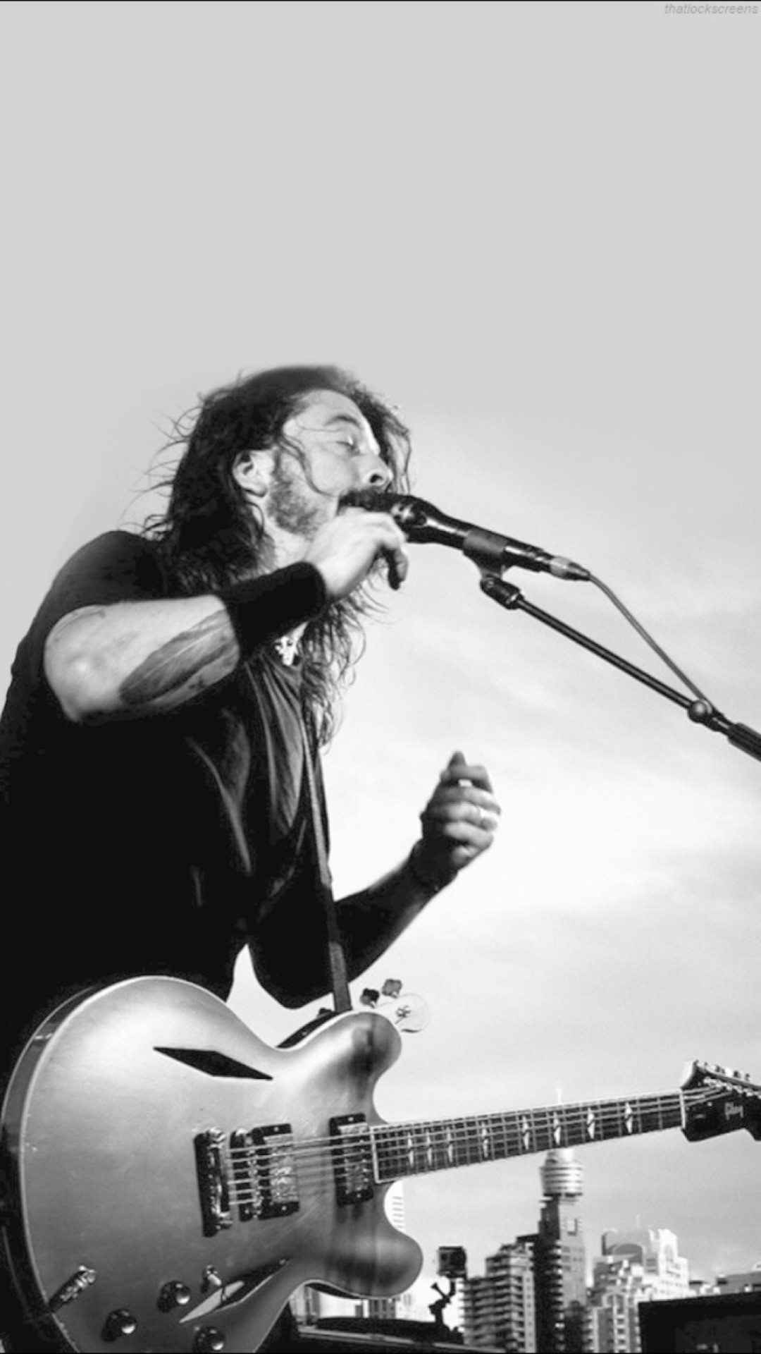 Dave Grohl Wallpapers