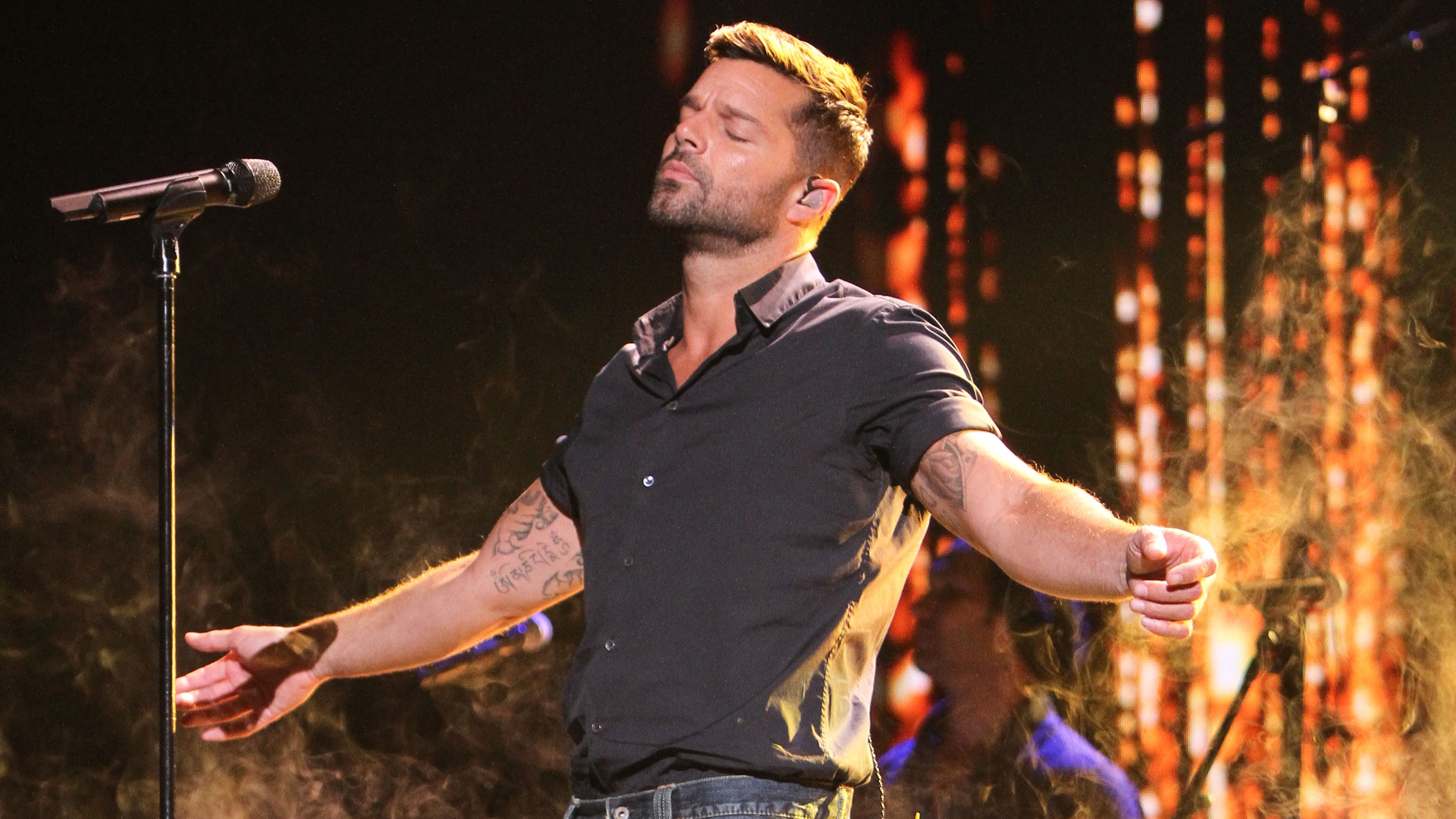 Ricky Martin Wallpapers