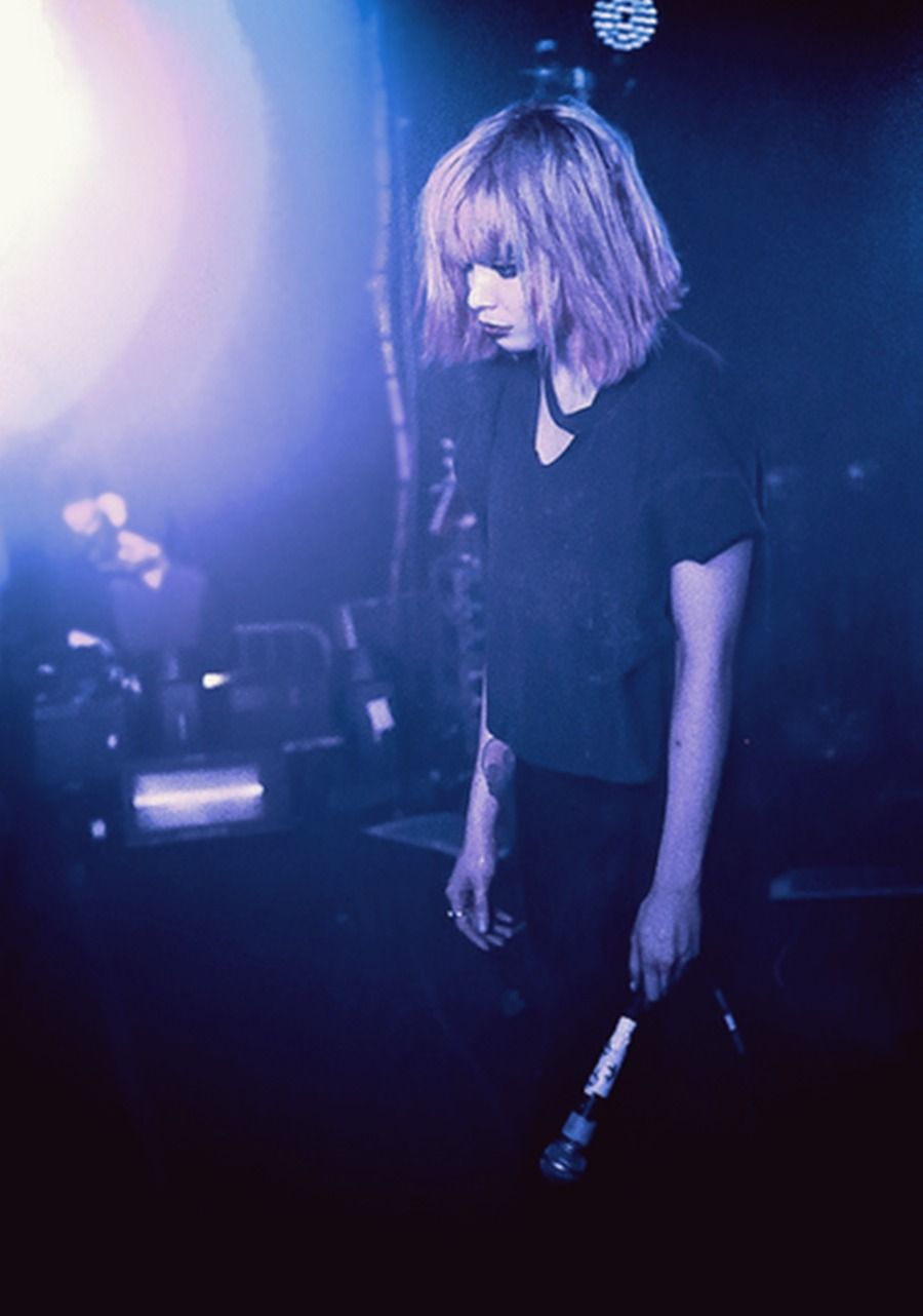 Alice Glass Wallpapers