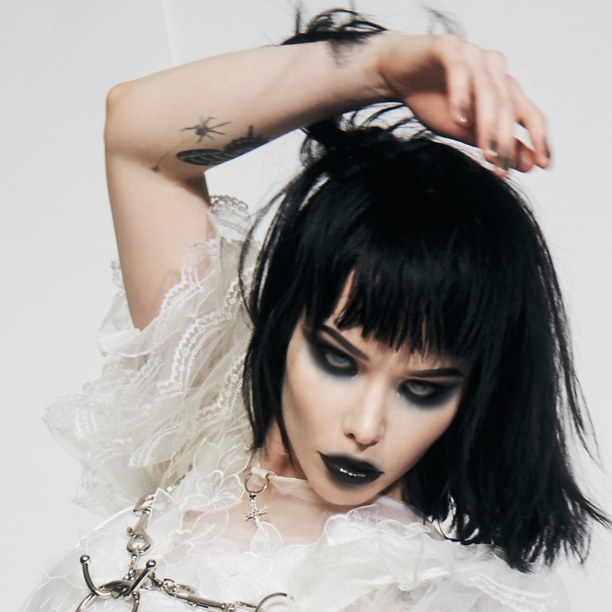 Alice Glass Wallpapers