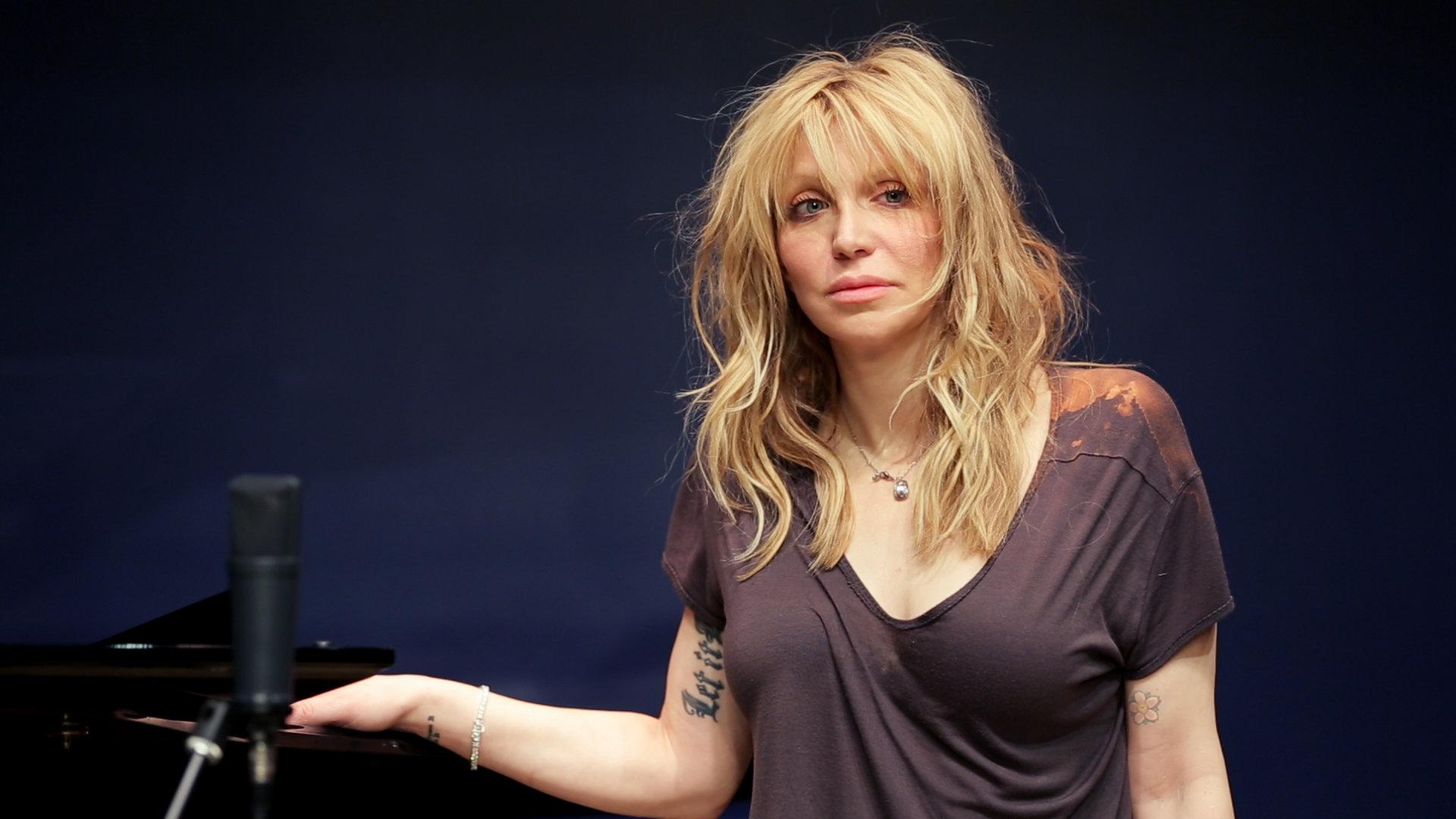 Courtney Love Wallpapers