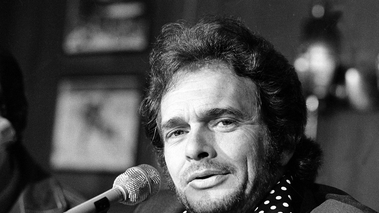 Merle Haggard Wallpapers