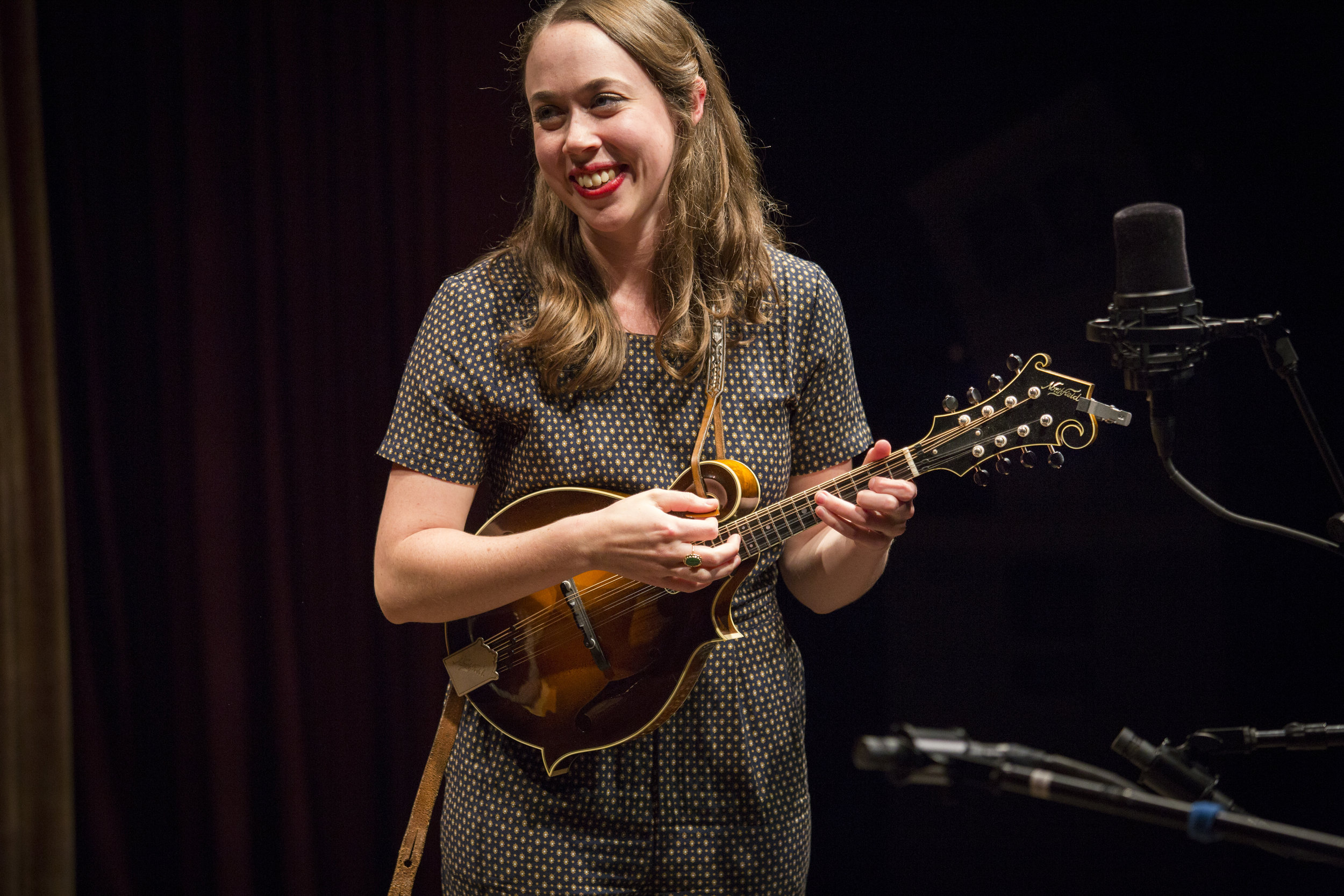 Sarah Jarosz Wallpapers